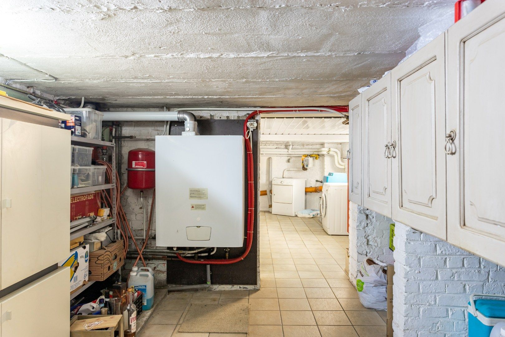 Charmante, karaktervolle en goed geïsoleerde woning met oprit en tuin te Halle. foto 27