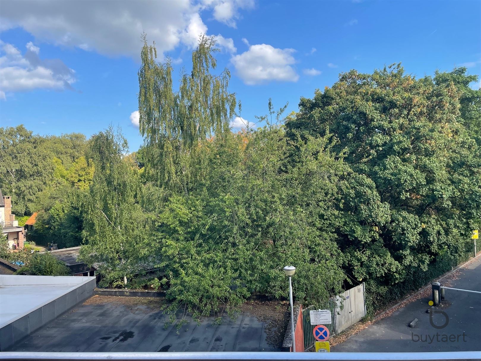 Ideaal gelegen twee (of drie) slaapkamer appartement in het hartje van Brasschaat!  foto 16