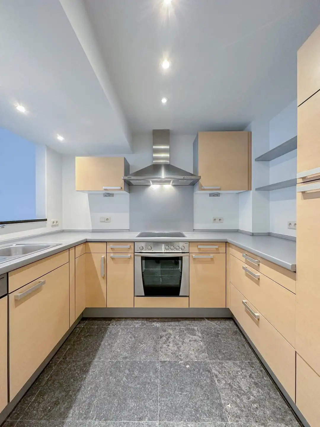 Aangenaam appartement op een topligging nabij Driehoeksplein foto 9