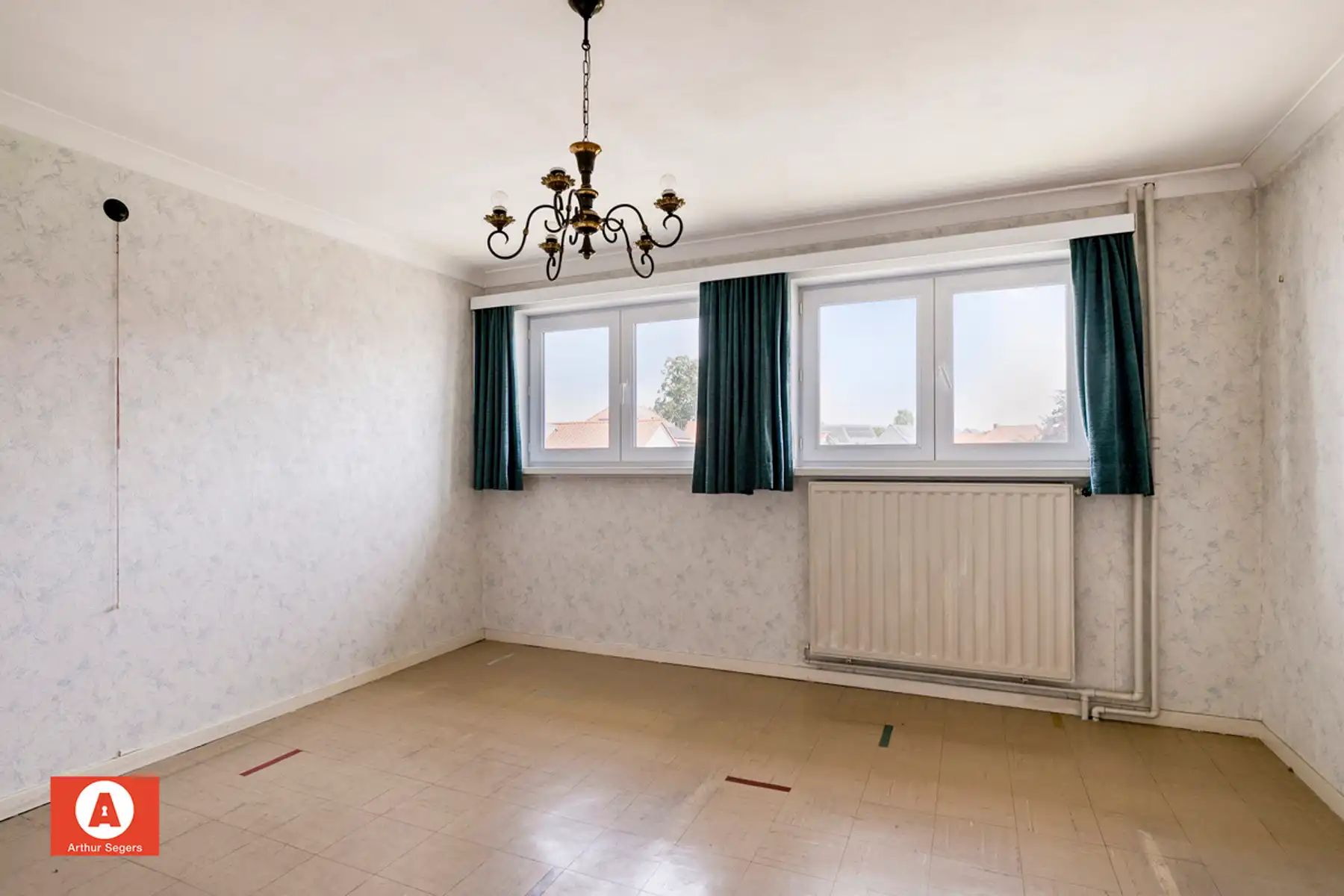 Te renoveren woning in doodlopende straat foto 13