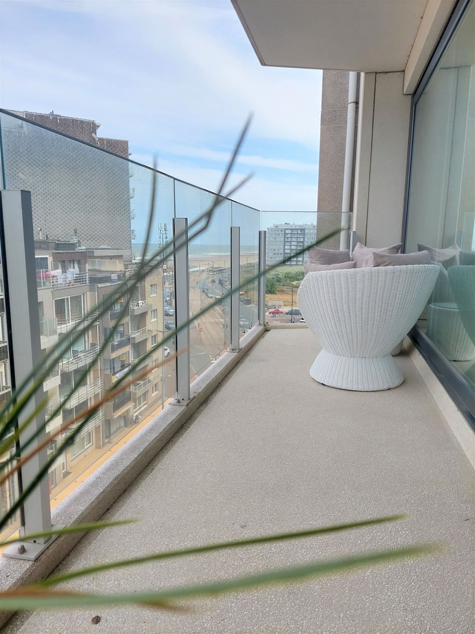 Gemeubeld appartement met 2 slaapkamers foto 7