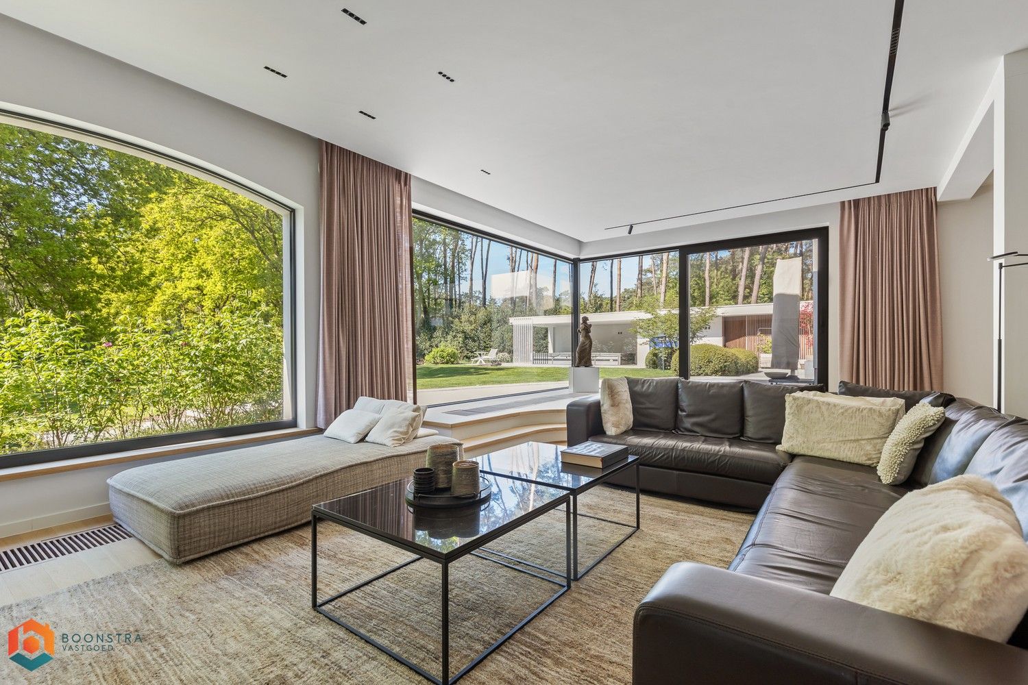 Prachtige en energiezuinige villa (1191 m² bewoonbaar) op een perceel van 3835 m² te Keerbergen foto 10