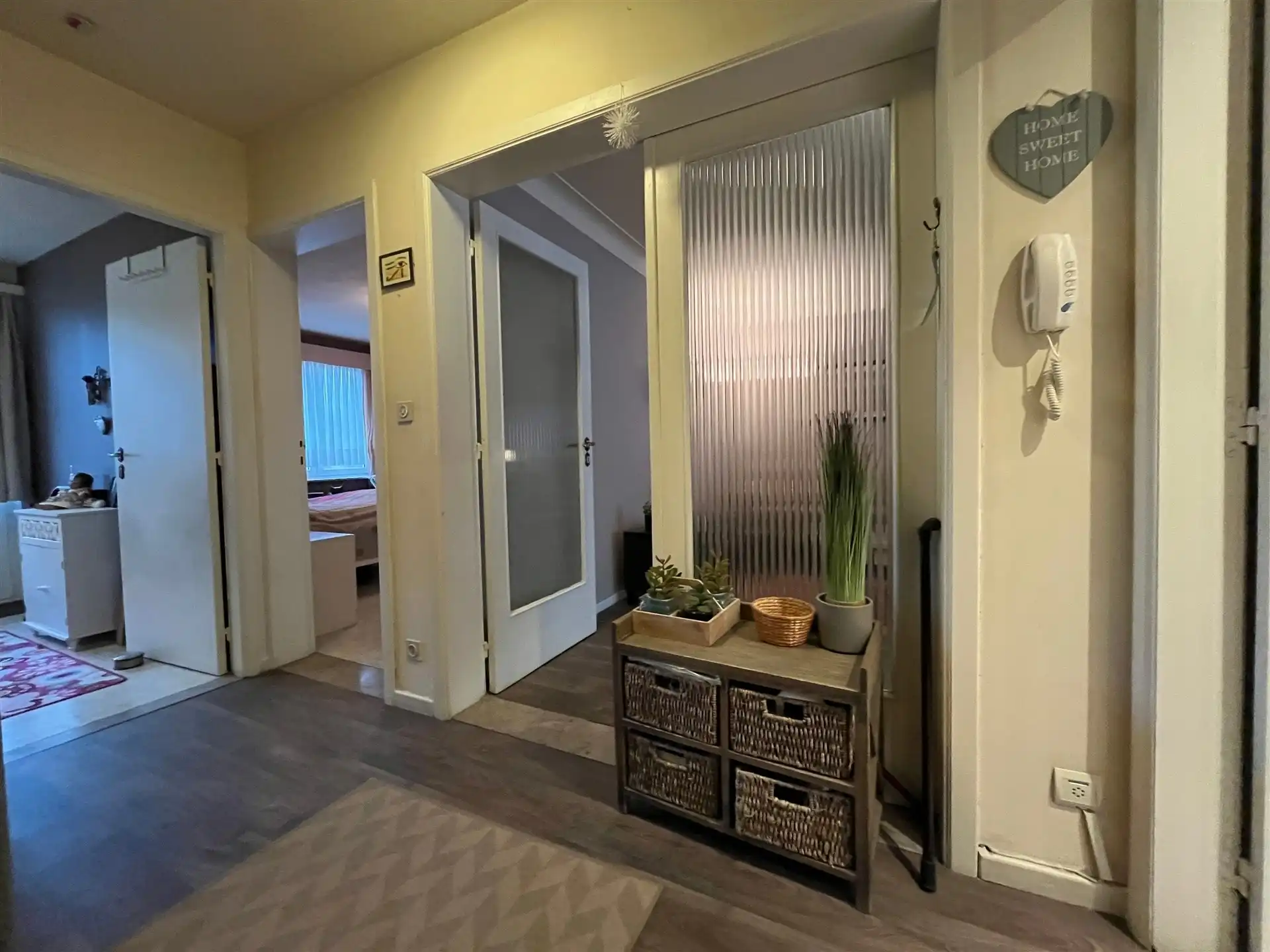 2 slaapkamer appartement met terras foto 6