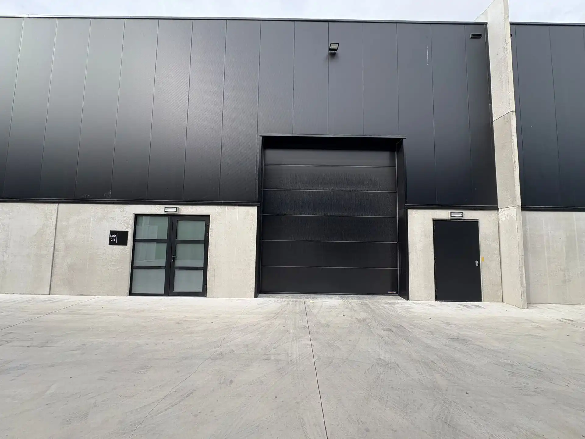 Nieuwbouw KMO-unit 280m² te huur Buggenhout foto 10