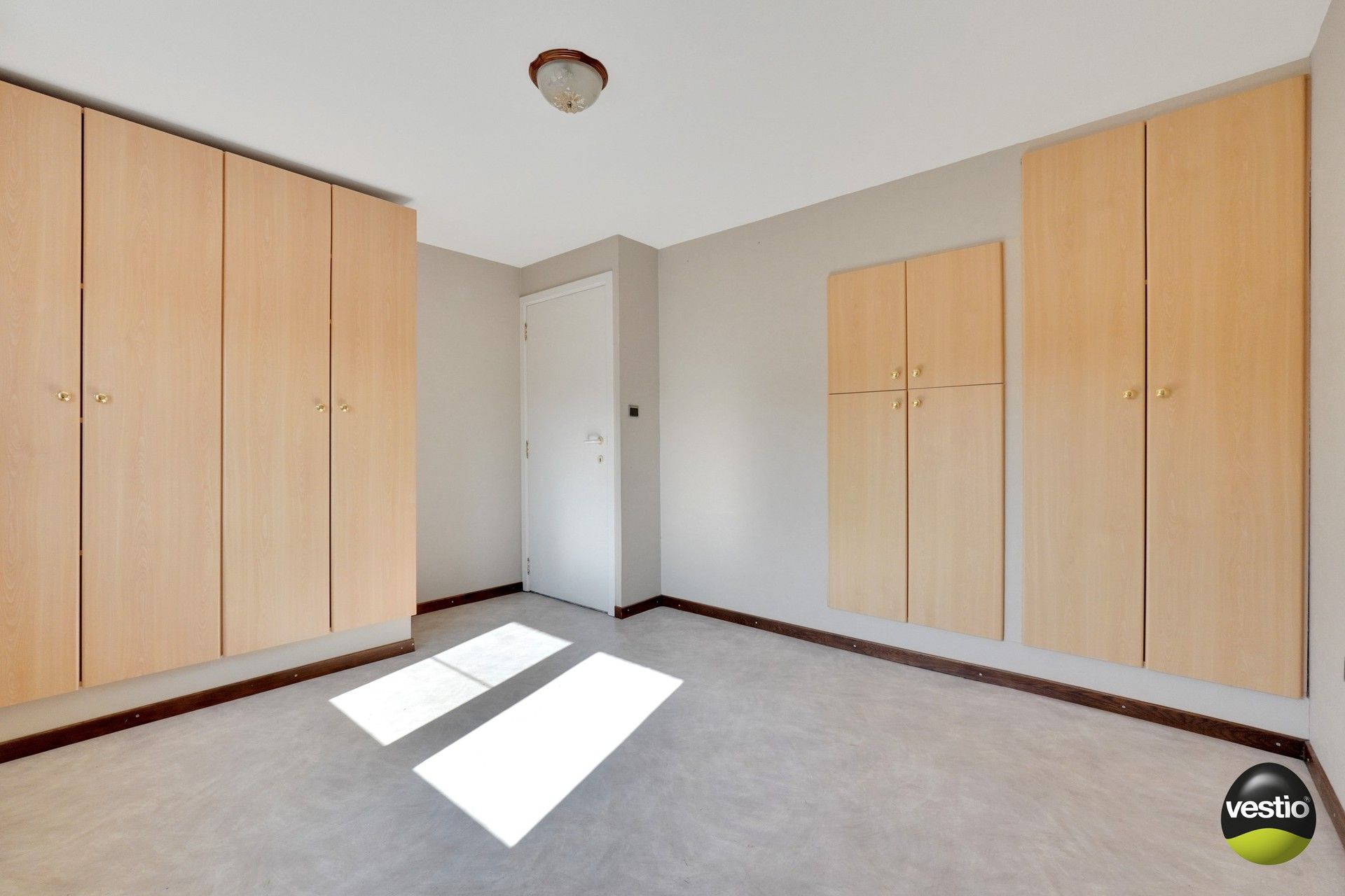 DEGELIJKE WONING MET WEILANDEN OP 1,7 HECTARE foto 29
