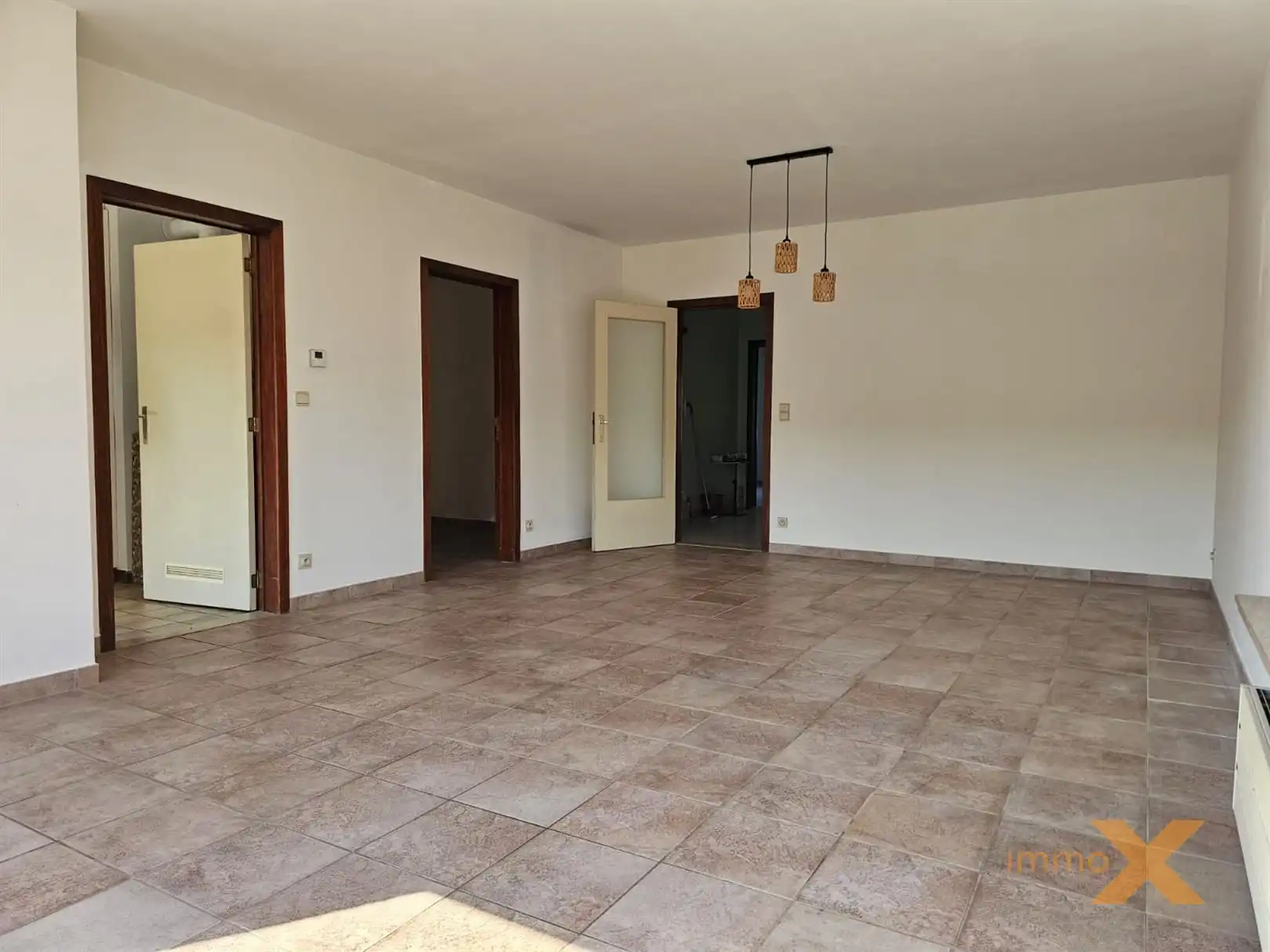 RUIM 2 SLPK APPARTEMENT MET GARAGE EN GROTE ZOLDER foto 3