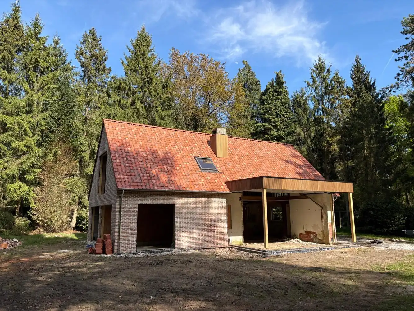 Ruime af te werken villa, aan Kluis Bolderberg foto 4