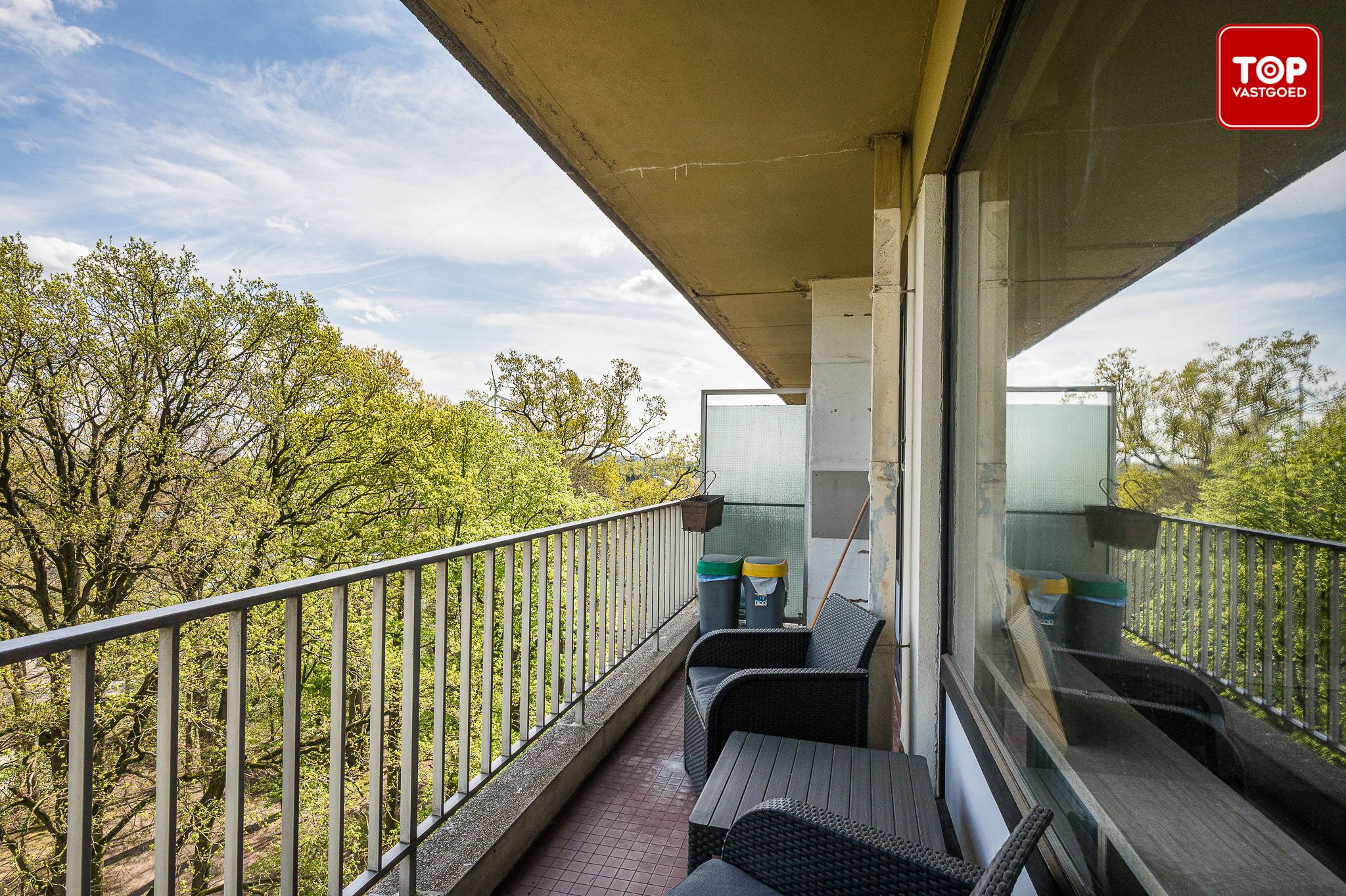 Instapklaar 2-slaapkamer appartement met groot terras en zicht op een prachtig park. foto 13