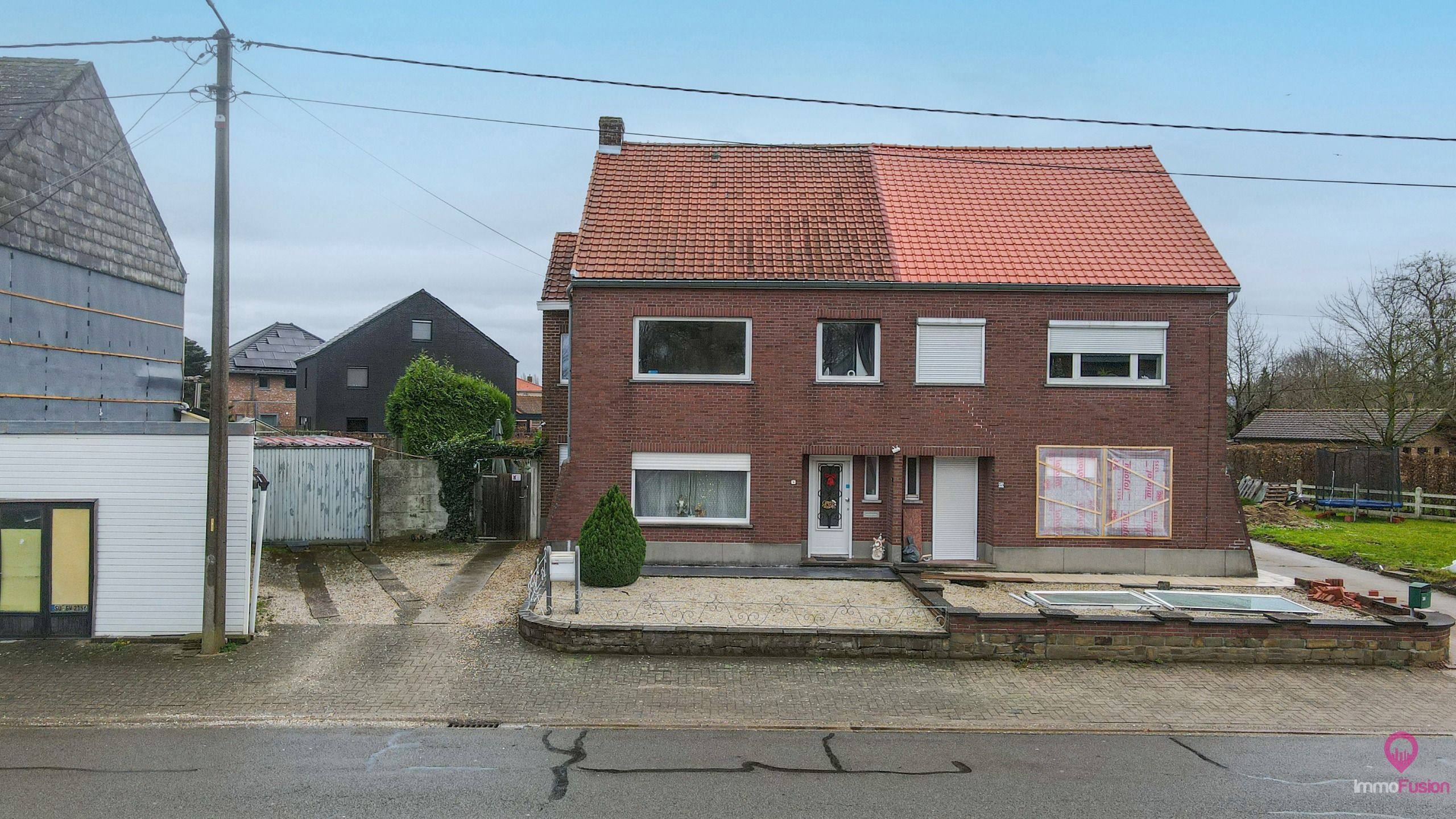 Instapklare woning met praktische indeling gelegen te Halen! foto 45