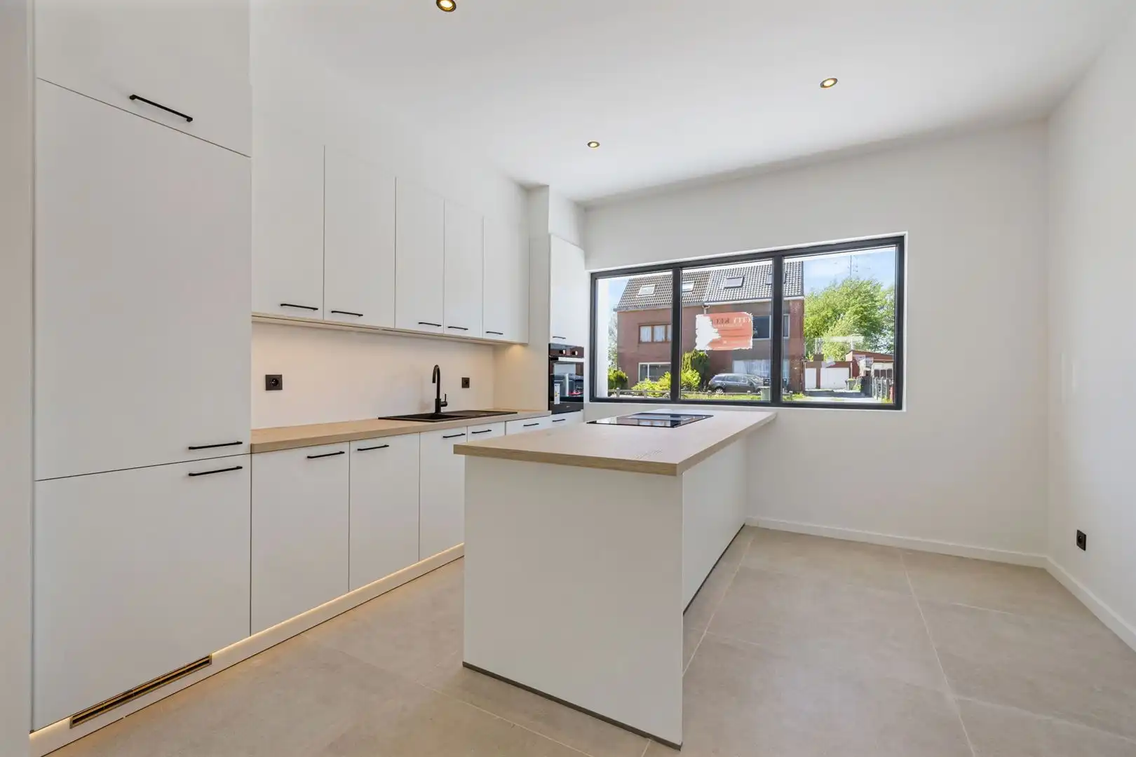 Totaal gerenoveerde en energiezuinige woning  foto 13
