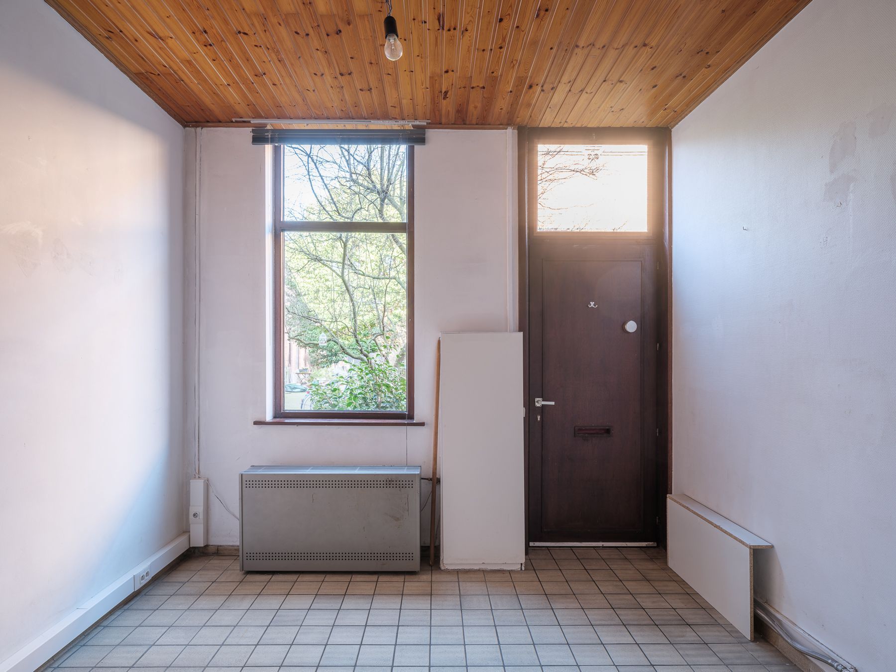 Karaktervolle kleine stadswoning in historisch beluik nabij Begijnhof foto 3