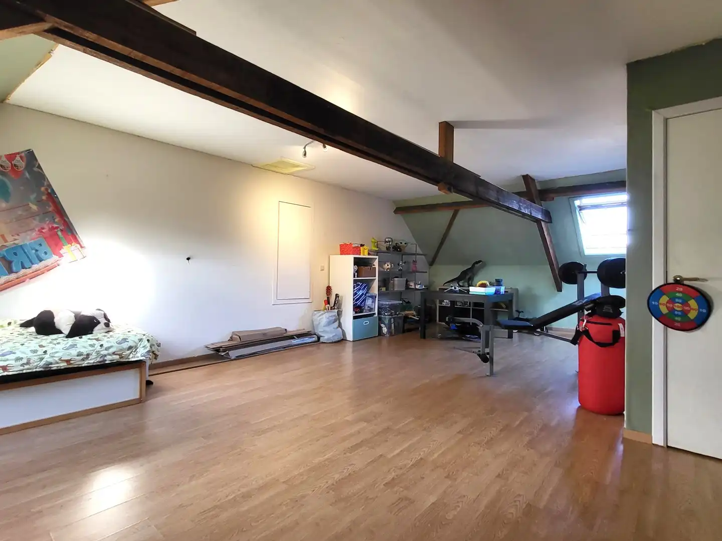 Verrassend ruime, instapklare woning met 3 slaapkamers en zuidger. tuinzone met terras. foto 16