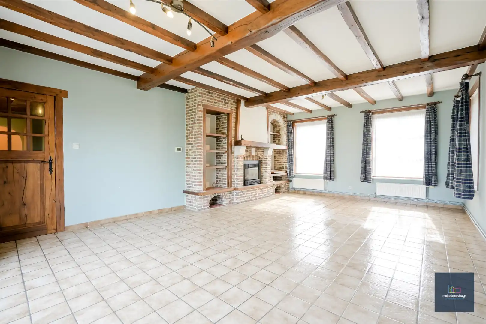 Ruime  halfopen bebouwing  met  zonnige tuin, terras en garage in Waarschoot  foto 8