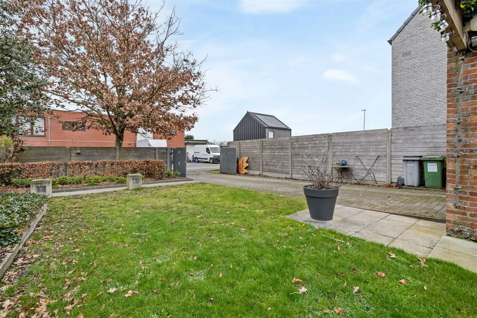 Sfeervolle halfopen bebouwing op een aantrekkelijke woonlocatie (447m²) foto 21