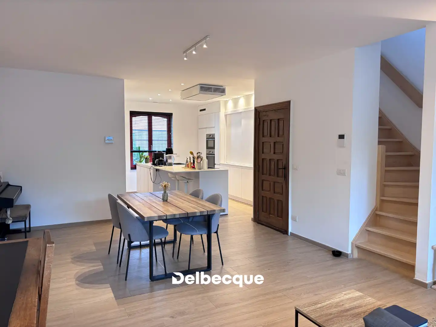 Recente woning met 3 slaapkamers in hartje Brugge foto 3
