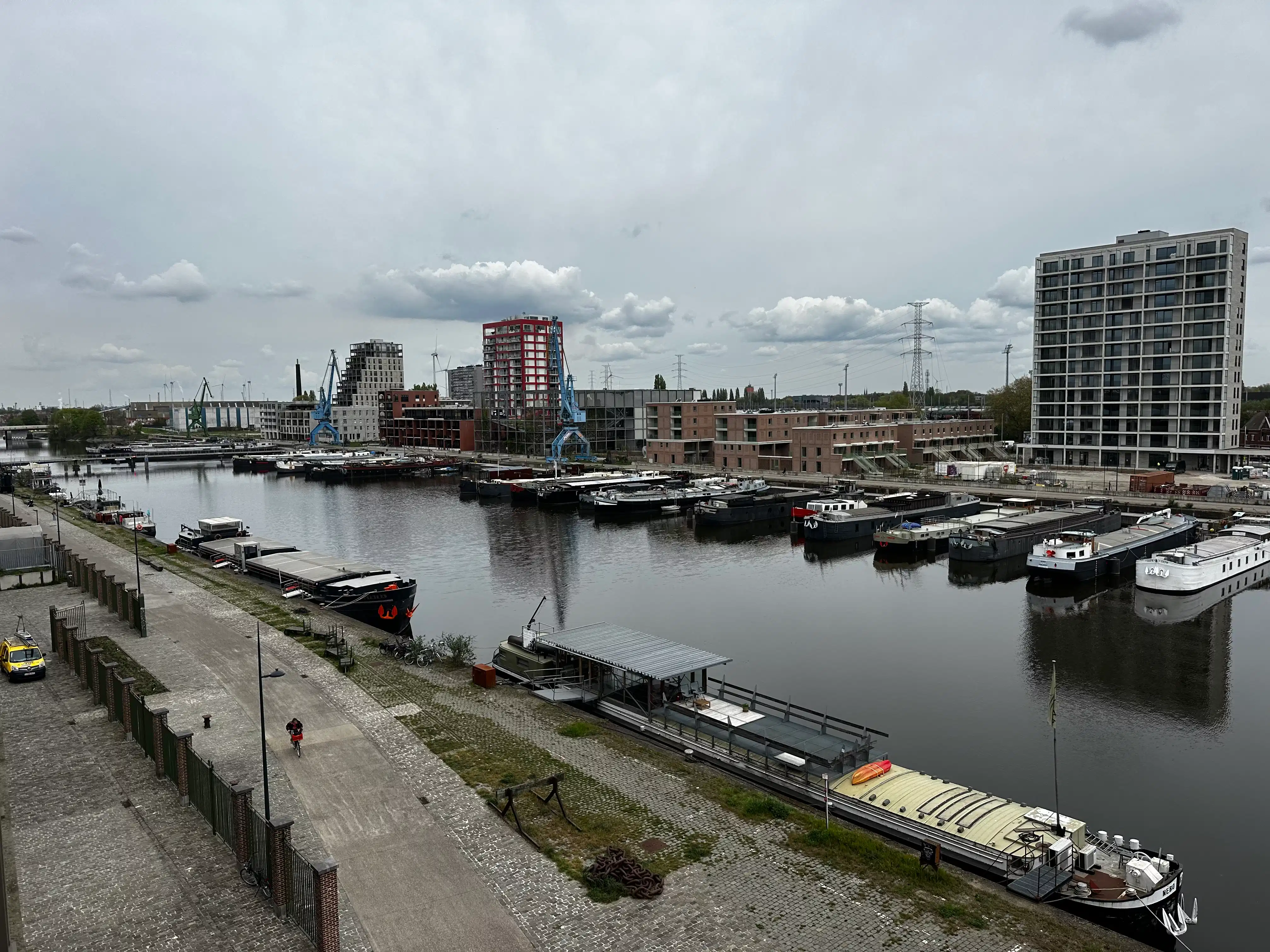 Tof één slaapkamer aan Dok Noord Gent foto 8