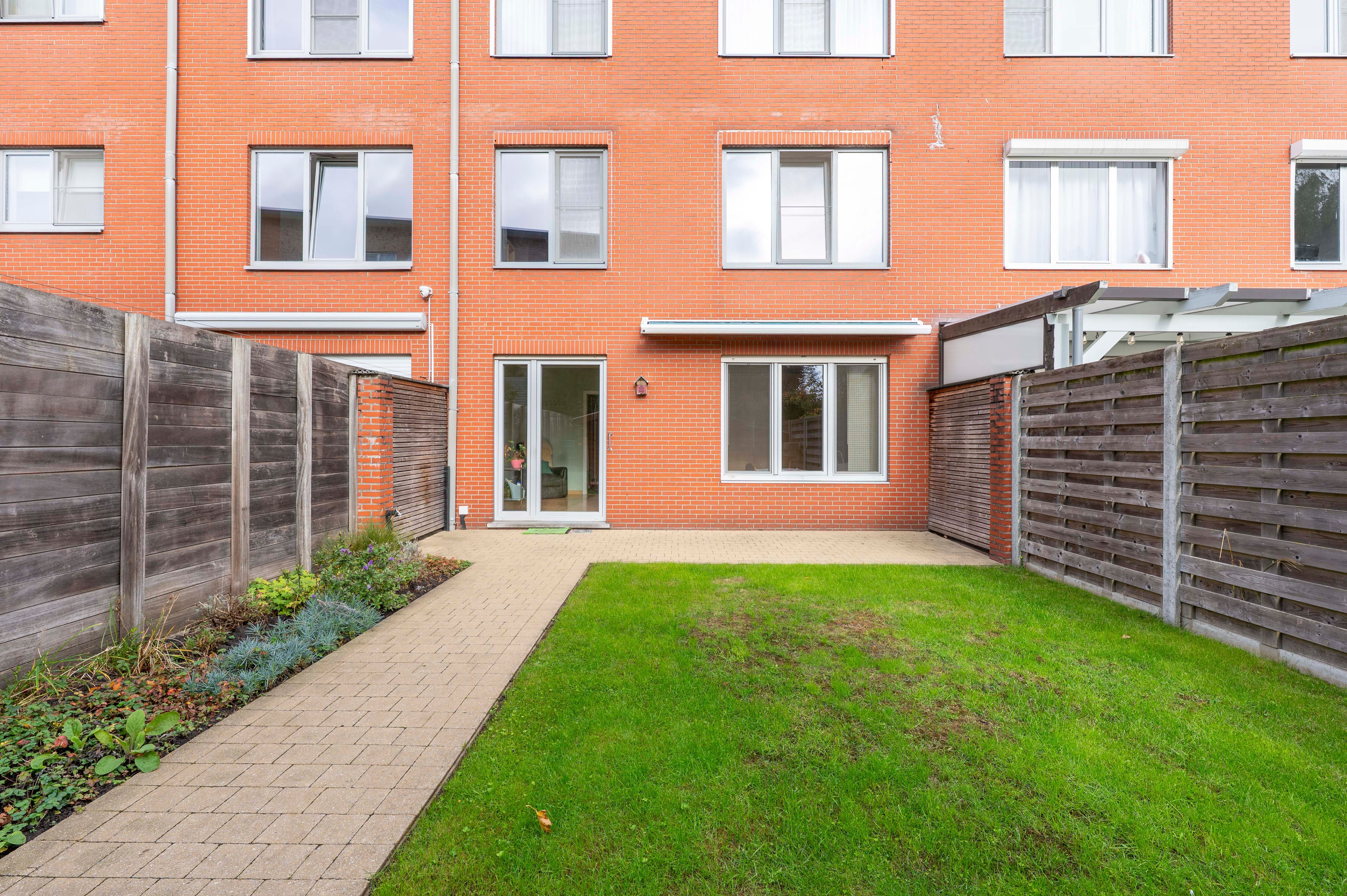 Verzorgd gelijkvloers appartement met 2 slaapkamers en tuin op toplocatie in Ekeren-Mariaburg! foto 19