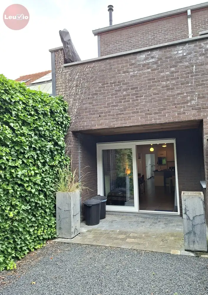 Ruim gelijkvloers appartement / 2 slpkms / autostaanplaats /tuintje in stadsrand foto 17