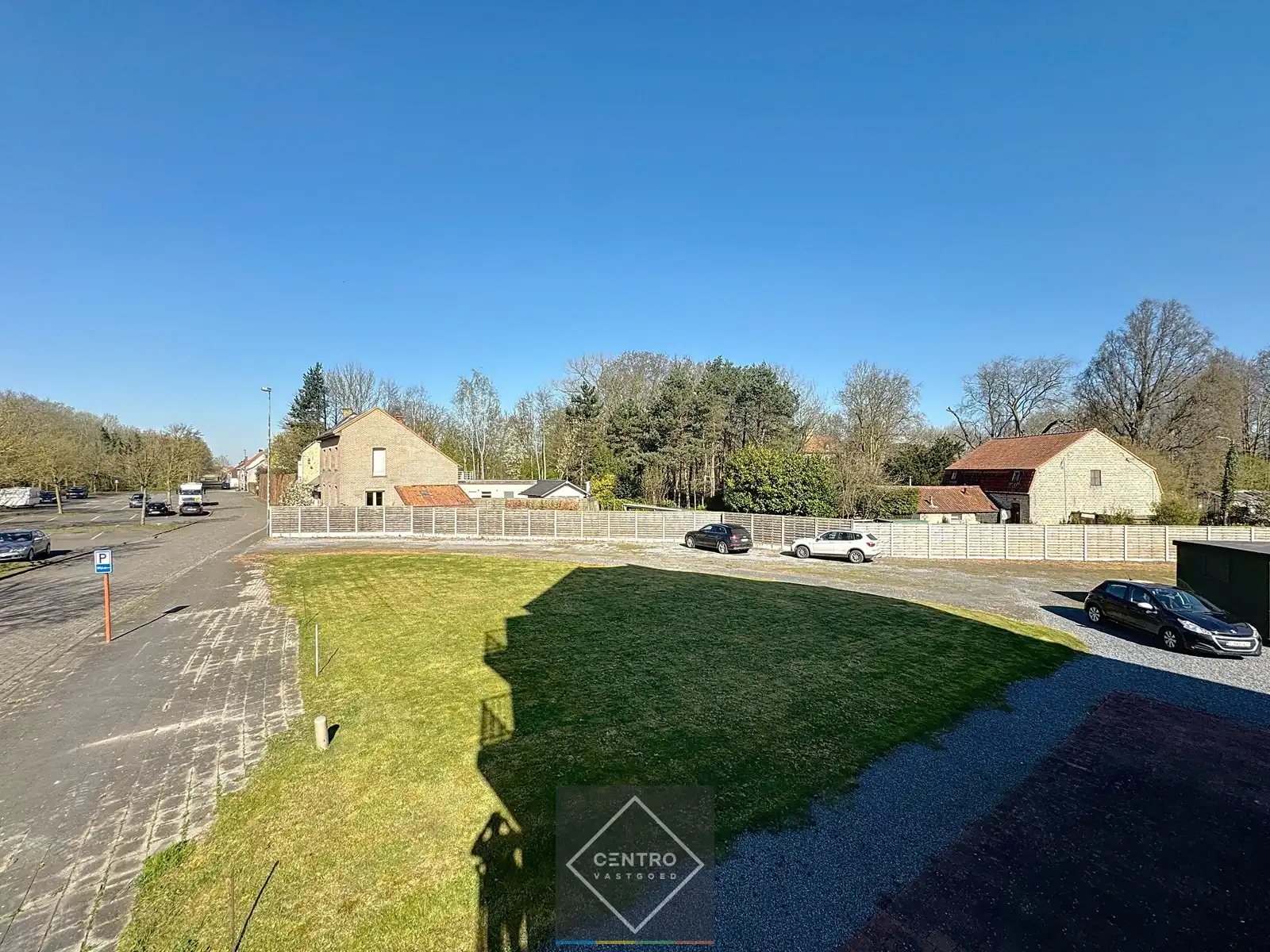 INVESTERING met 22 appartementen + aanpalend perceel projectgrond! foto 14