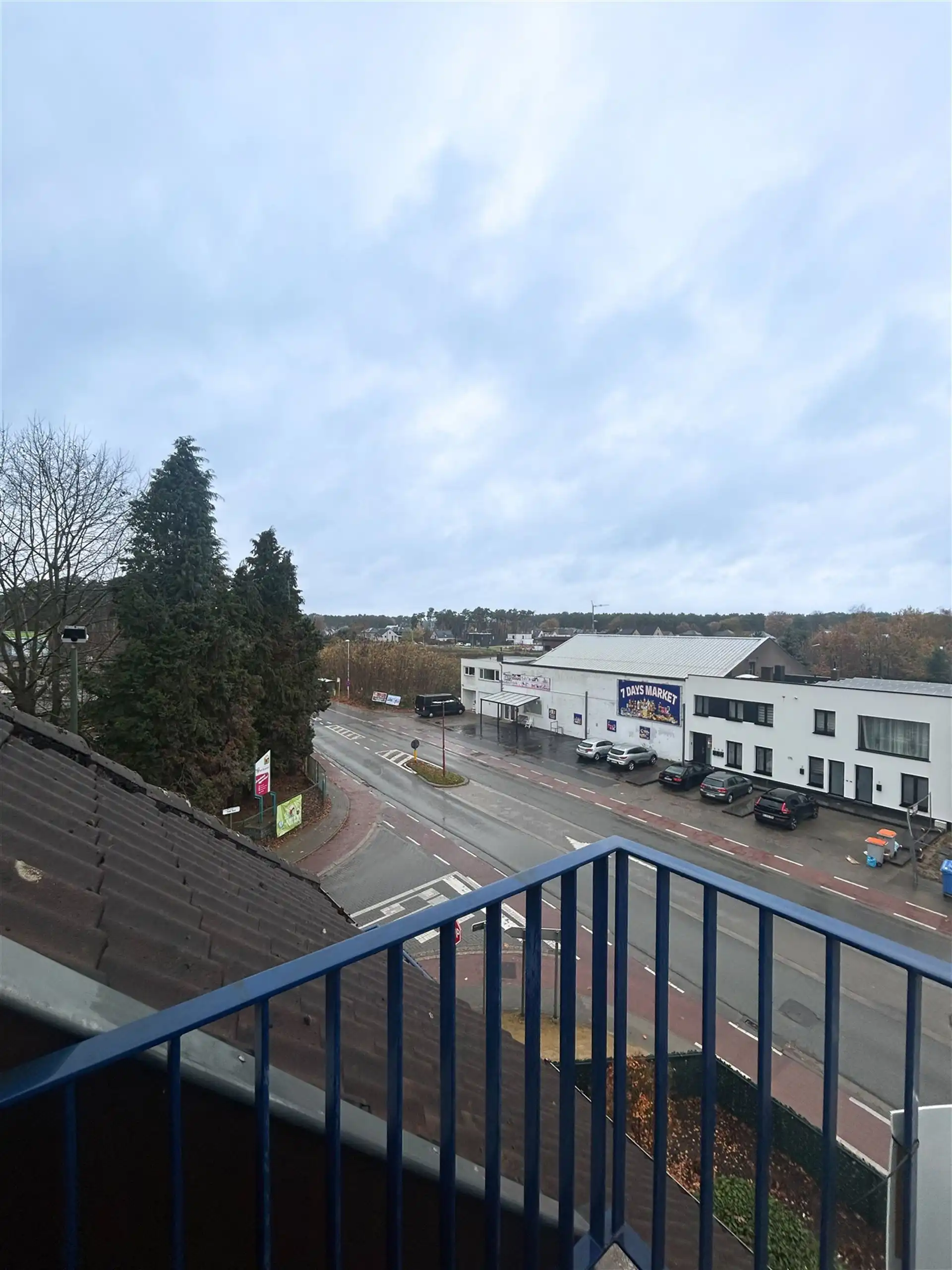 Appartement met 1 slaapkamer, terras en privatieve autostaanplaats in Maasmechelen! foto 7