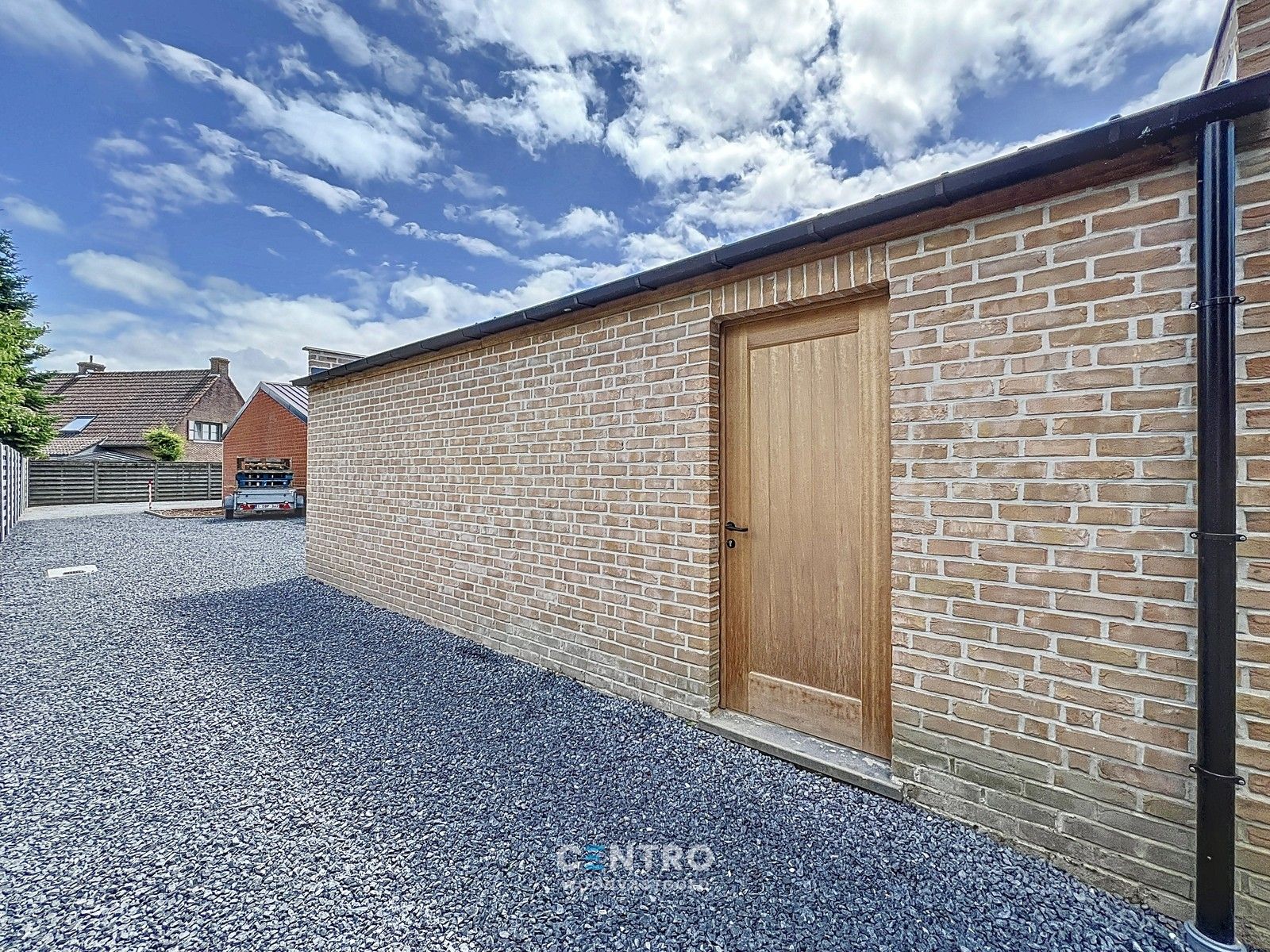 TOPAANBOD, halfopen  NB-woning met 3 slpks, ZUIDger. tuin, GARAGE én ZONNEPANELEN! foto 4
