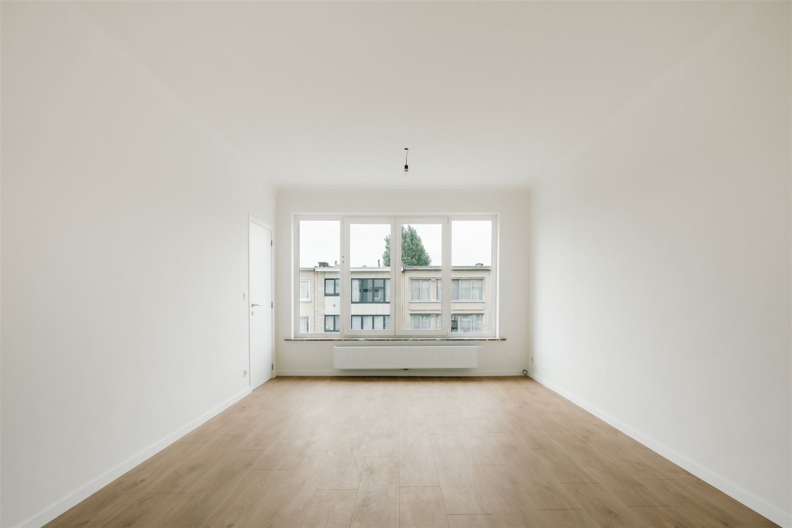 Gerenoveerd appartement bij het Rivierenhof foto 2