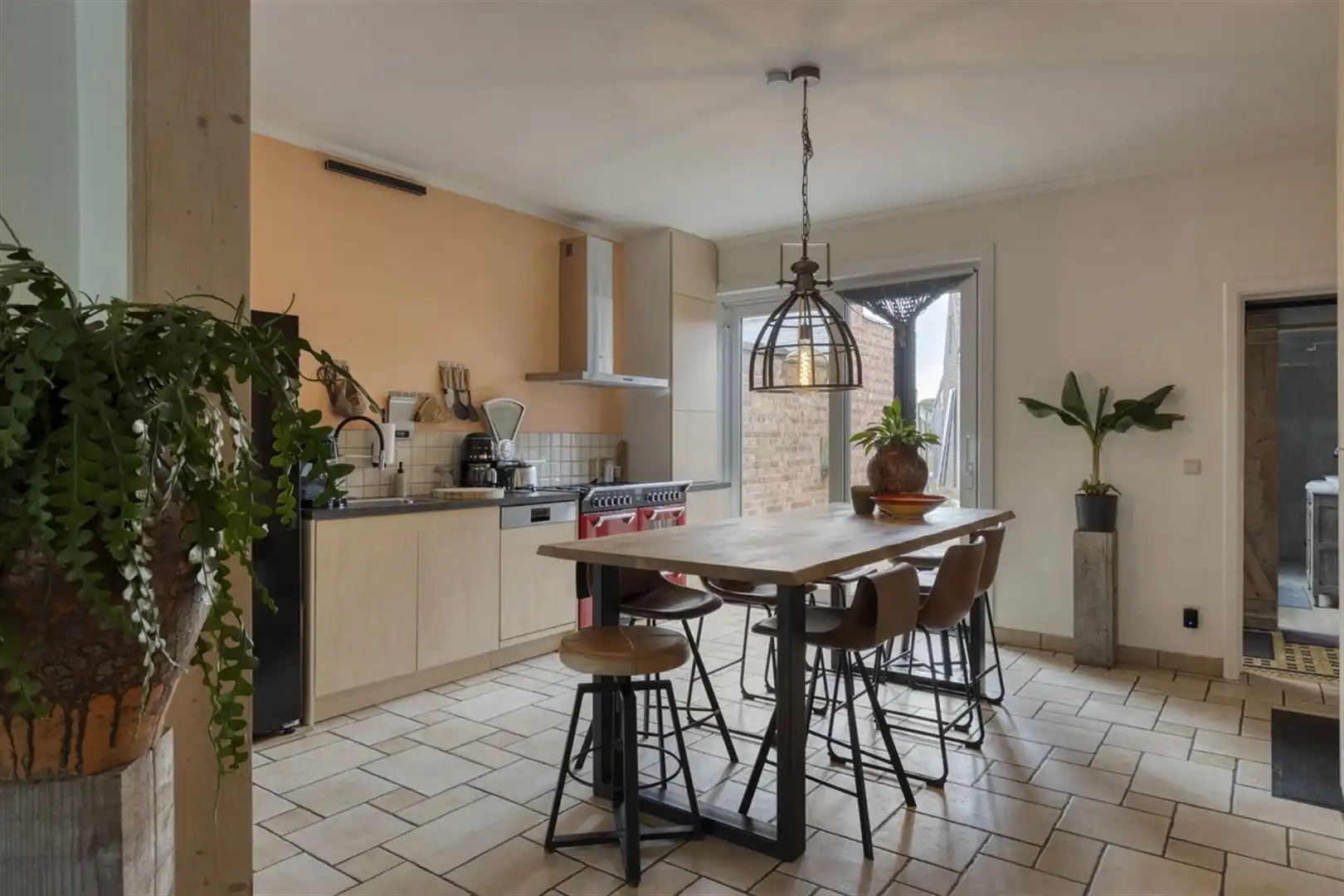 RUIME WONING MET 3 SLKS, 2 BADK & TOEGANKELIJK VIA TUIN !!! foto 3