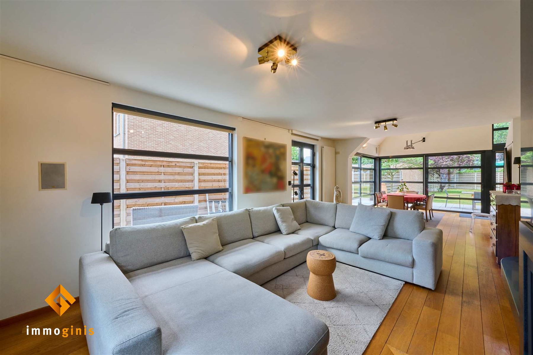 Zéér ruime woning met 3 tot 6 slaapkamers en praktijkruimte. Perceel van 7a86ca in centrum Bocholt! foto 2