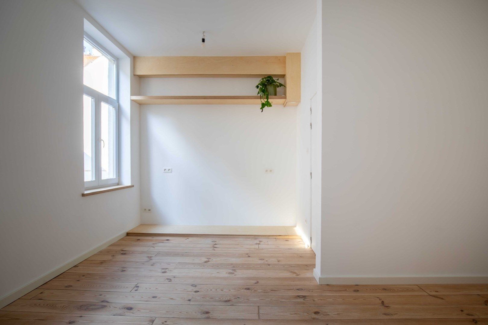 Volledig gerenoveerde woning in centrum Oostende!  foto 8