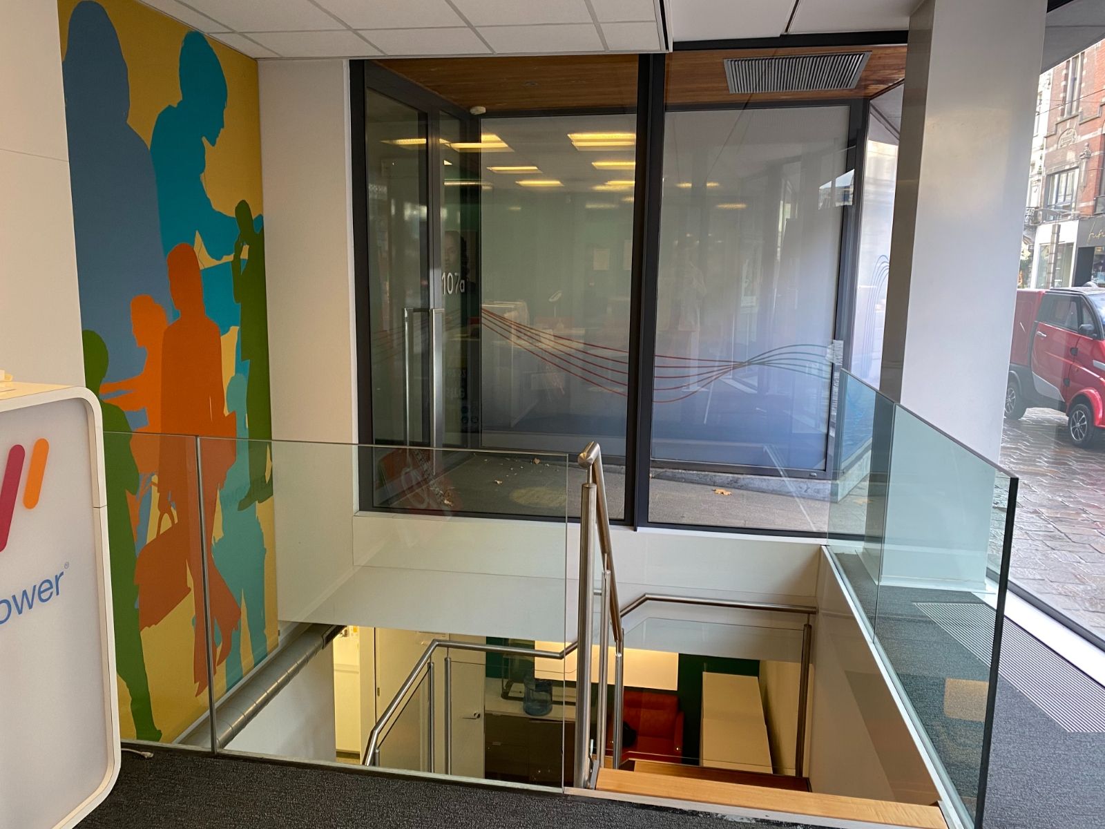 Grote handels- of kantoorruimte aan de Vlaanderenstraat - Gent Zuid foto 9