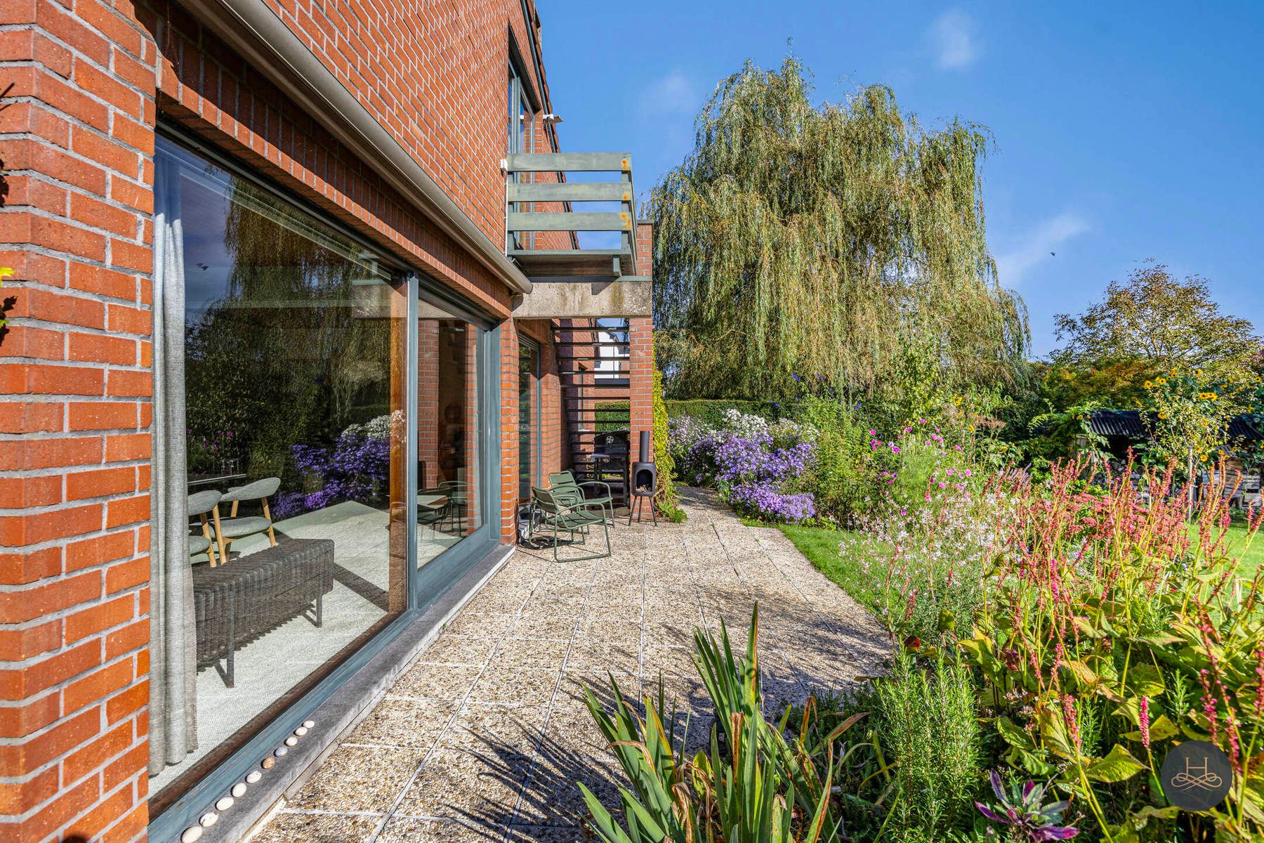 Lichtrijke gezinswoning met prachtige tuin op toplocatie foto 21