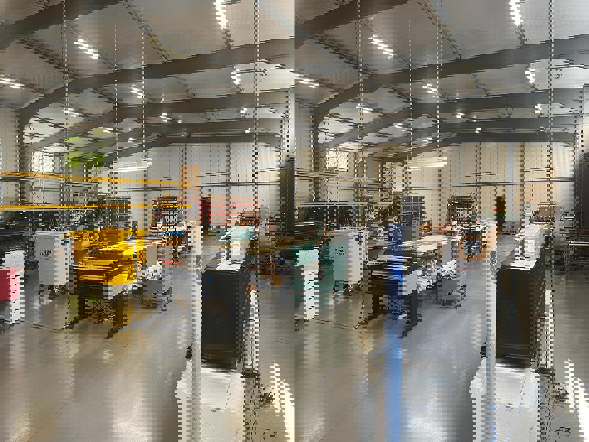 Lier: Magazijn 1.050m² met loskade en kantoor foto 3