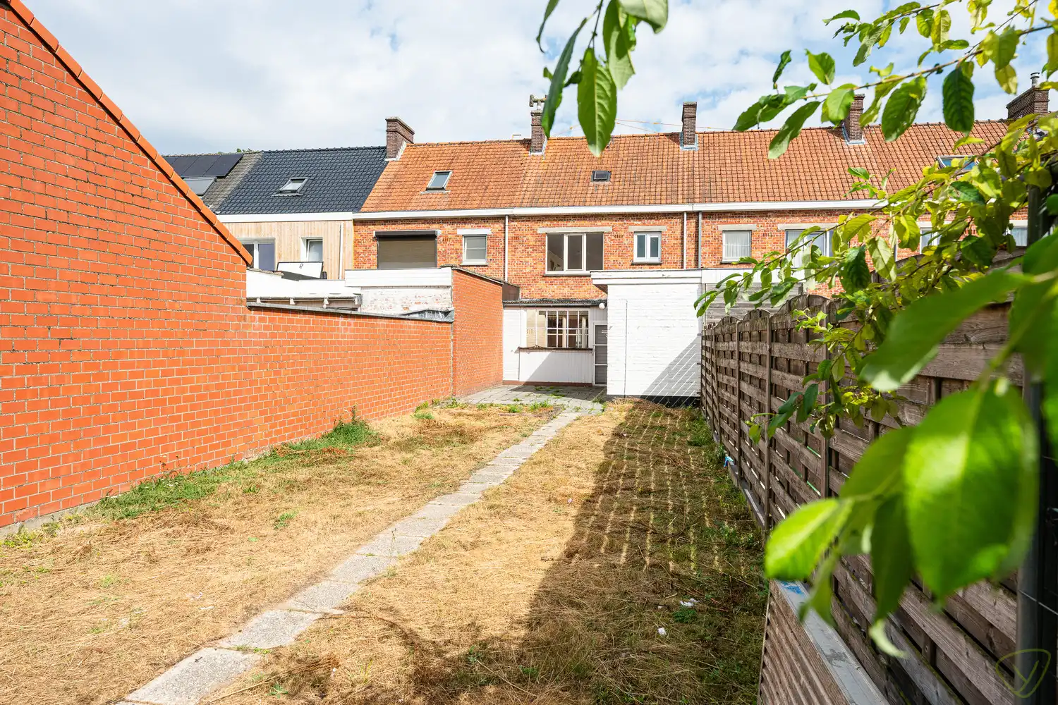 Gezellige stadswoning in de IJzerstraat te Eeklo foto 12