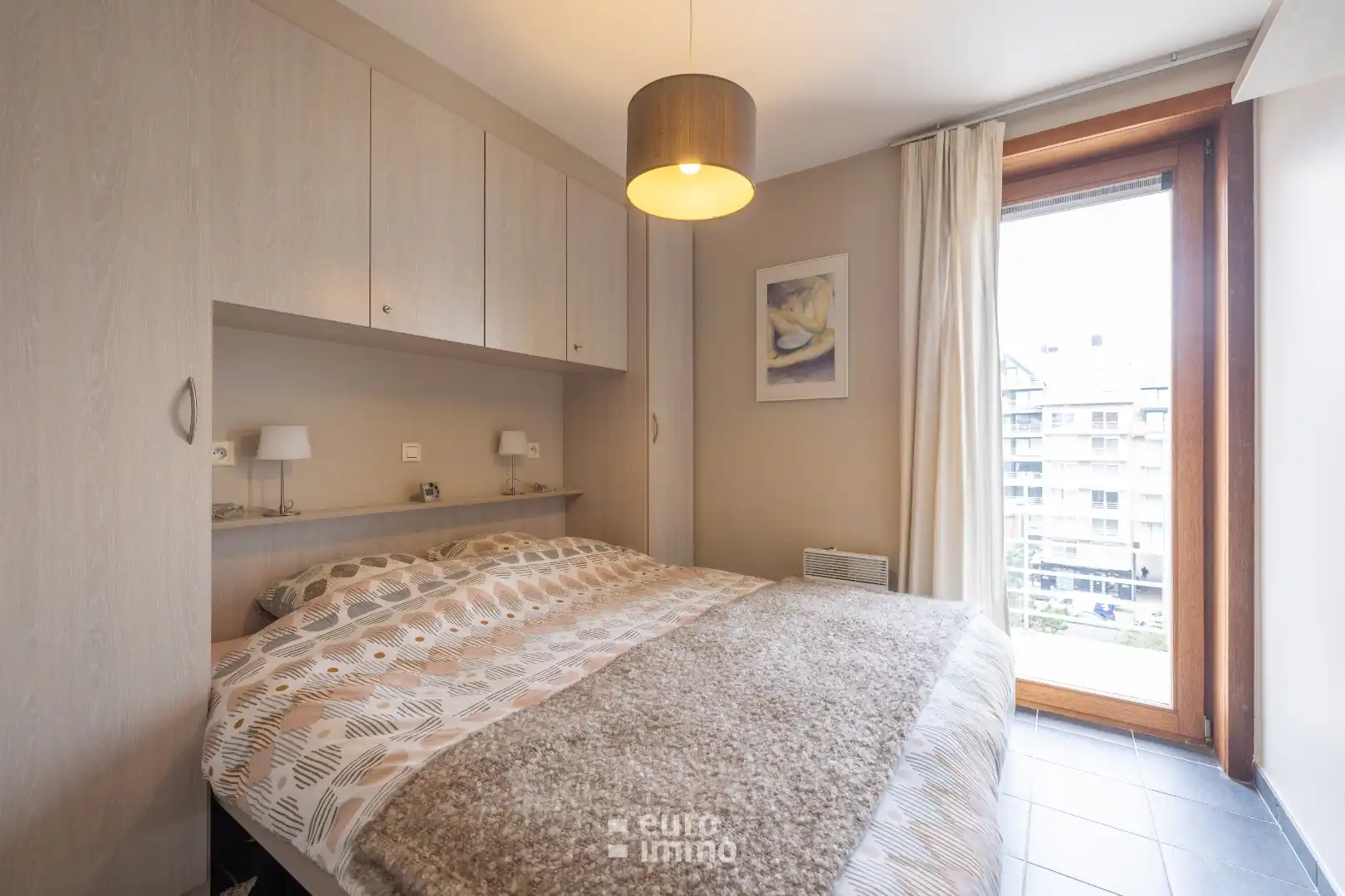 Centraal gelegen appartement met 1 slaapkamer en leuk zeezicht foto 5