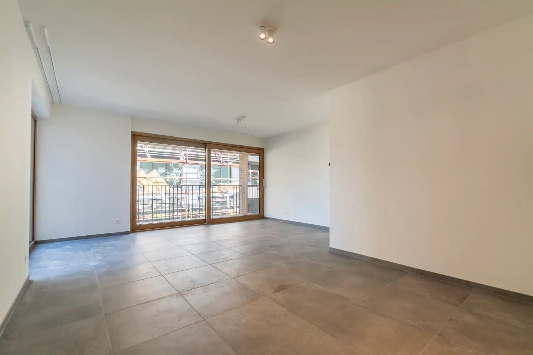 Rustig en comfortabel 1slpk appt. met terras foto 2