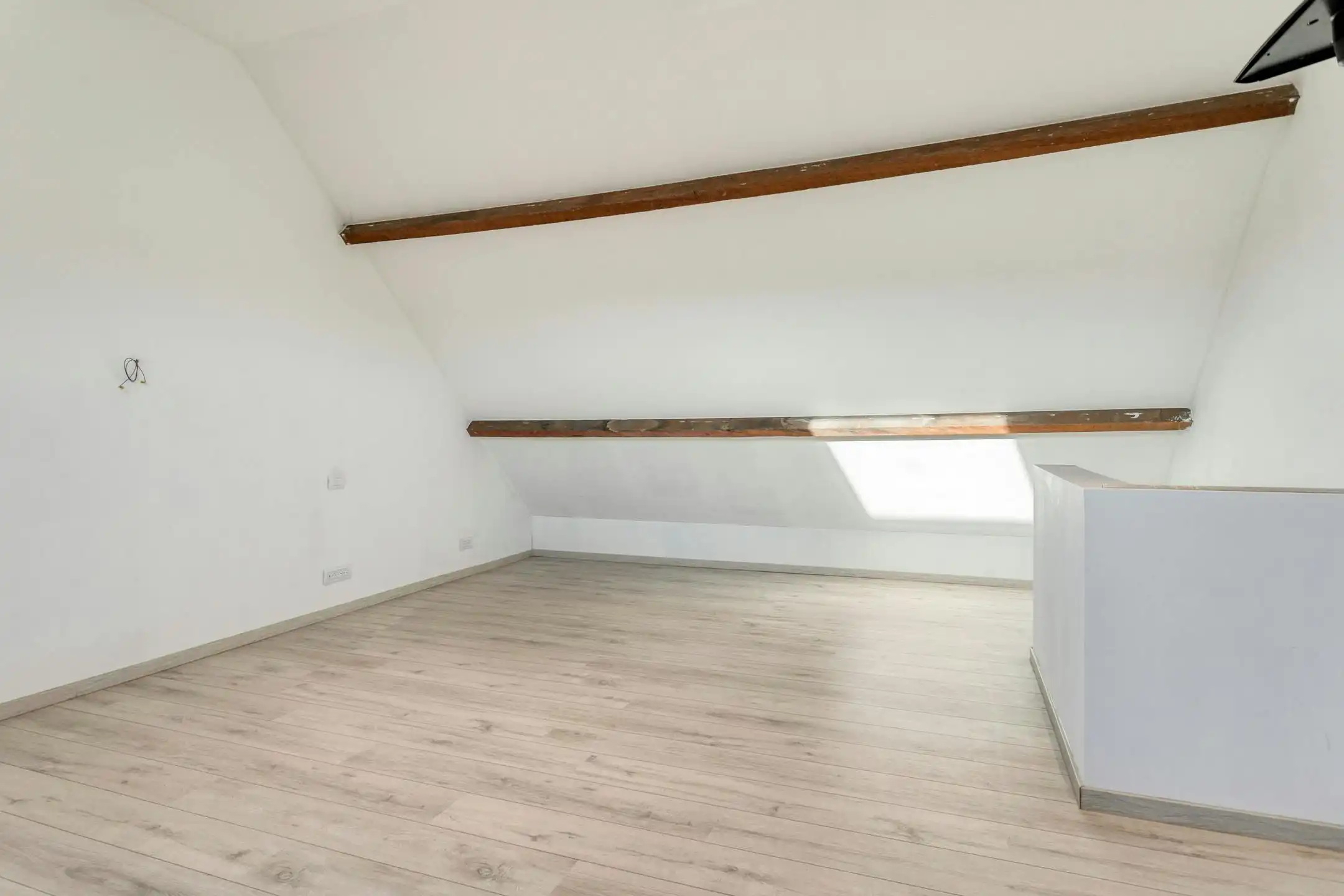 Instapklaar huis met 3 slaapkamers te koop in Avelgem foto 16