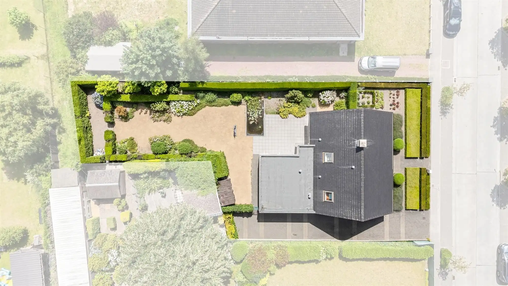 Stijlvolle villawoning met 3 slaapkamers en fijne tuin in gegeerde woonbuurt foto 26