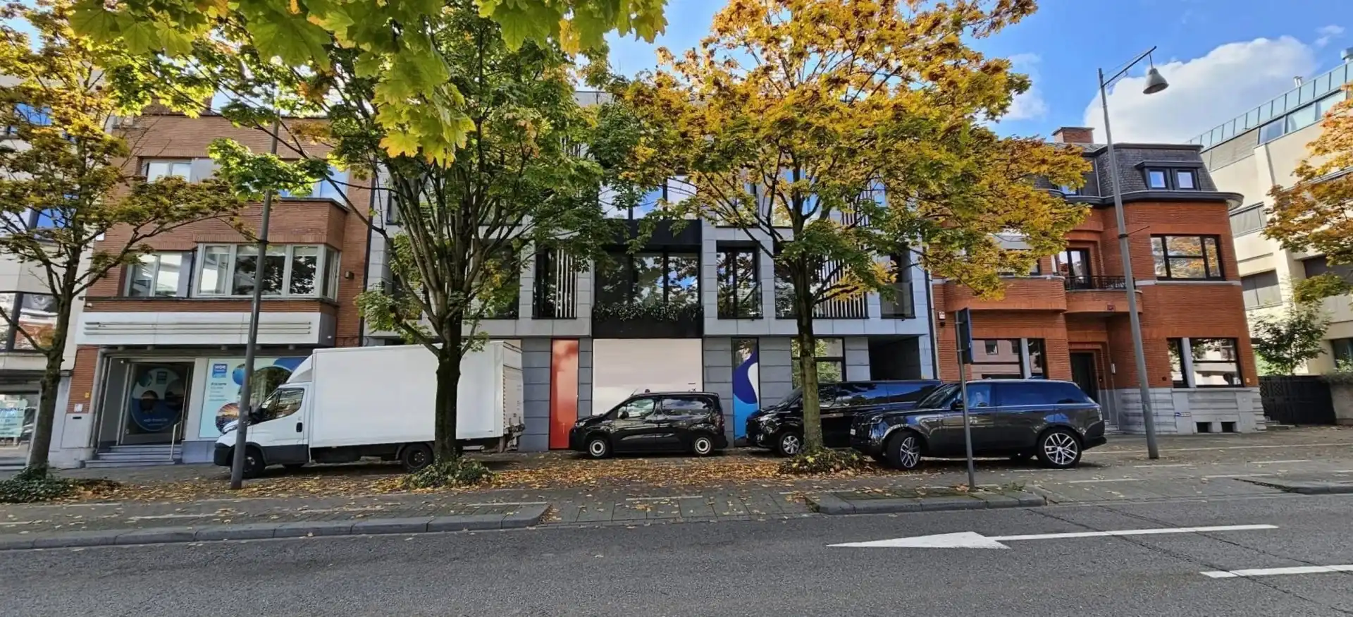 Guffenslaan – Hasselt Zeer praktische, ondergrondse autostaanplaats te koop, gelegen op de kleine ring van Hasselt. foto 2