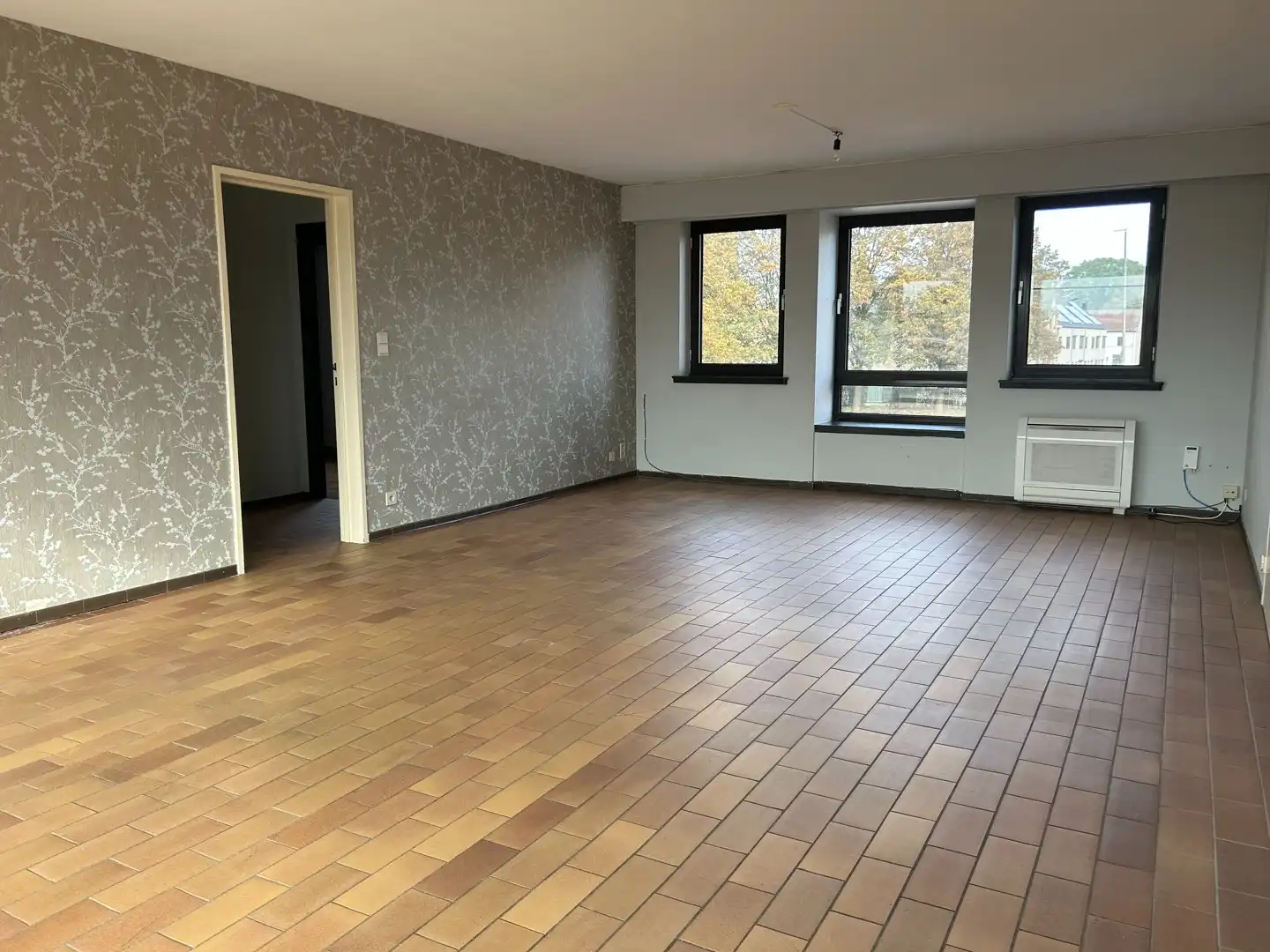 Appartement met 2 slpkmrs met terras en tuin in centrum Oevel te huur! foto 3