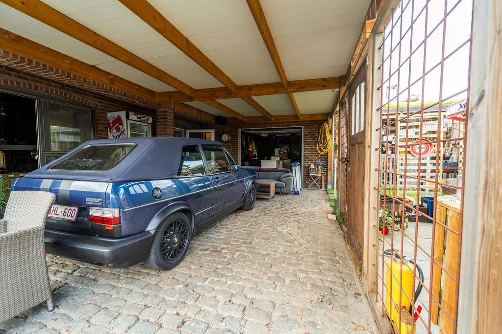RUIME GELIJKVLOERSE WONING MET 3 SLAAPKAMERS, GARAGE EN RUIME TUIN TE HASSELT (KERMT) foto 20
