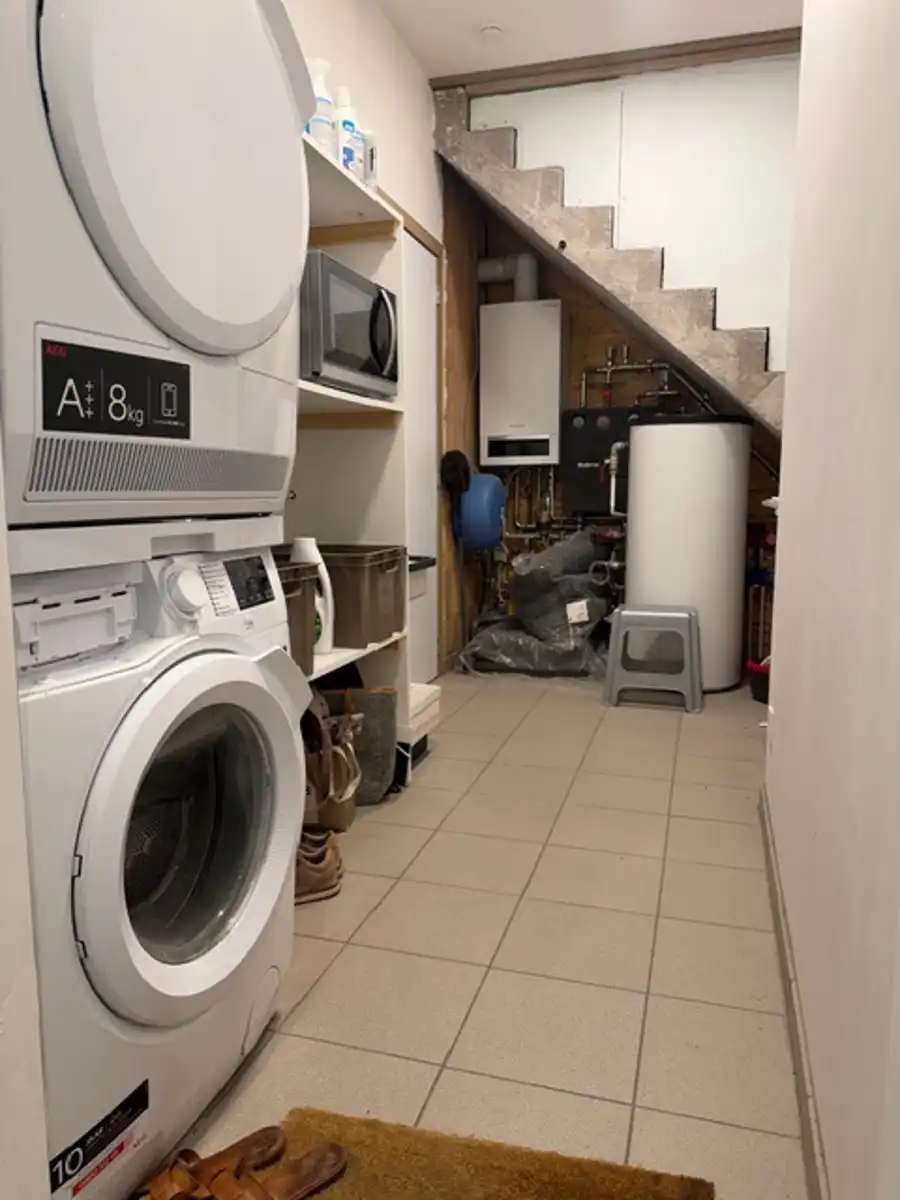 Totaal gerenoveerde en energiezuinige woning met tuin. foto 8