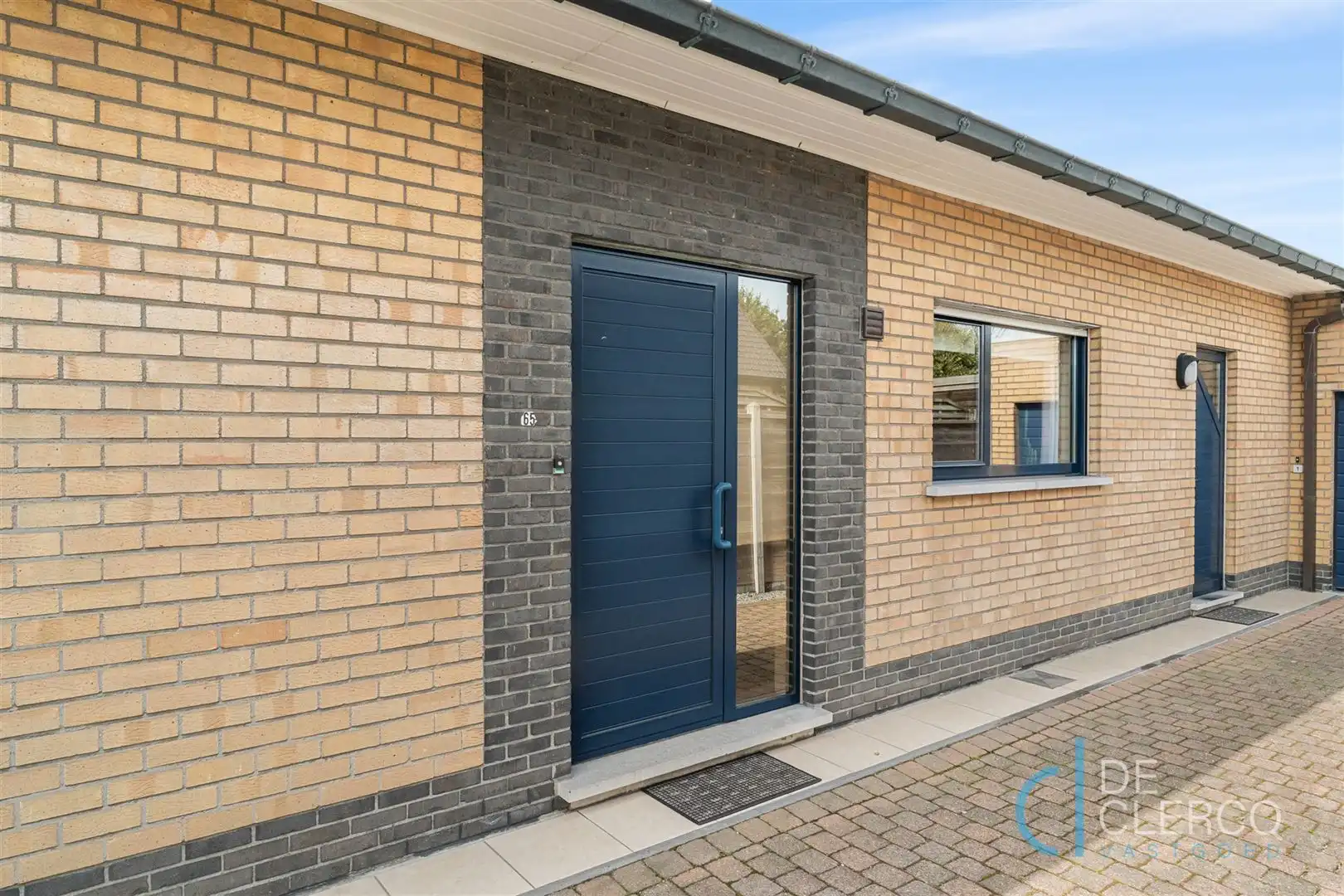 Woning met potentieel te koop op landelijke locatie!  foto 2