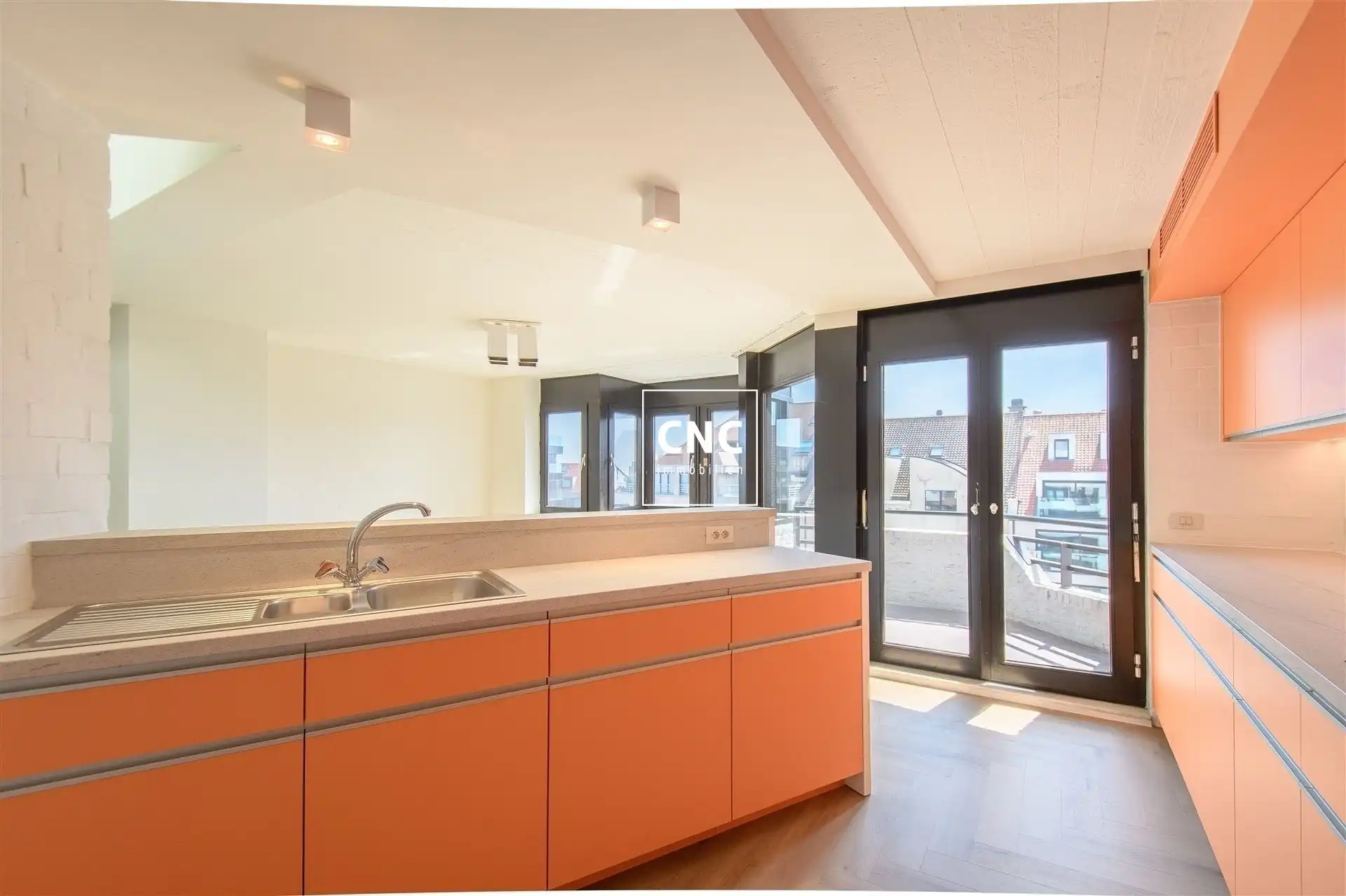 Vintage gerenoveerd duplexappartement nabij Zeedijk-Heist foto 7