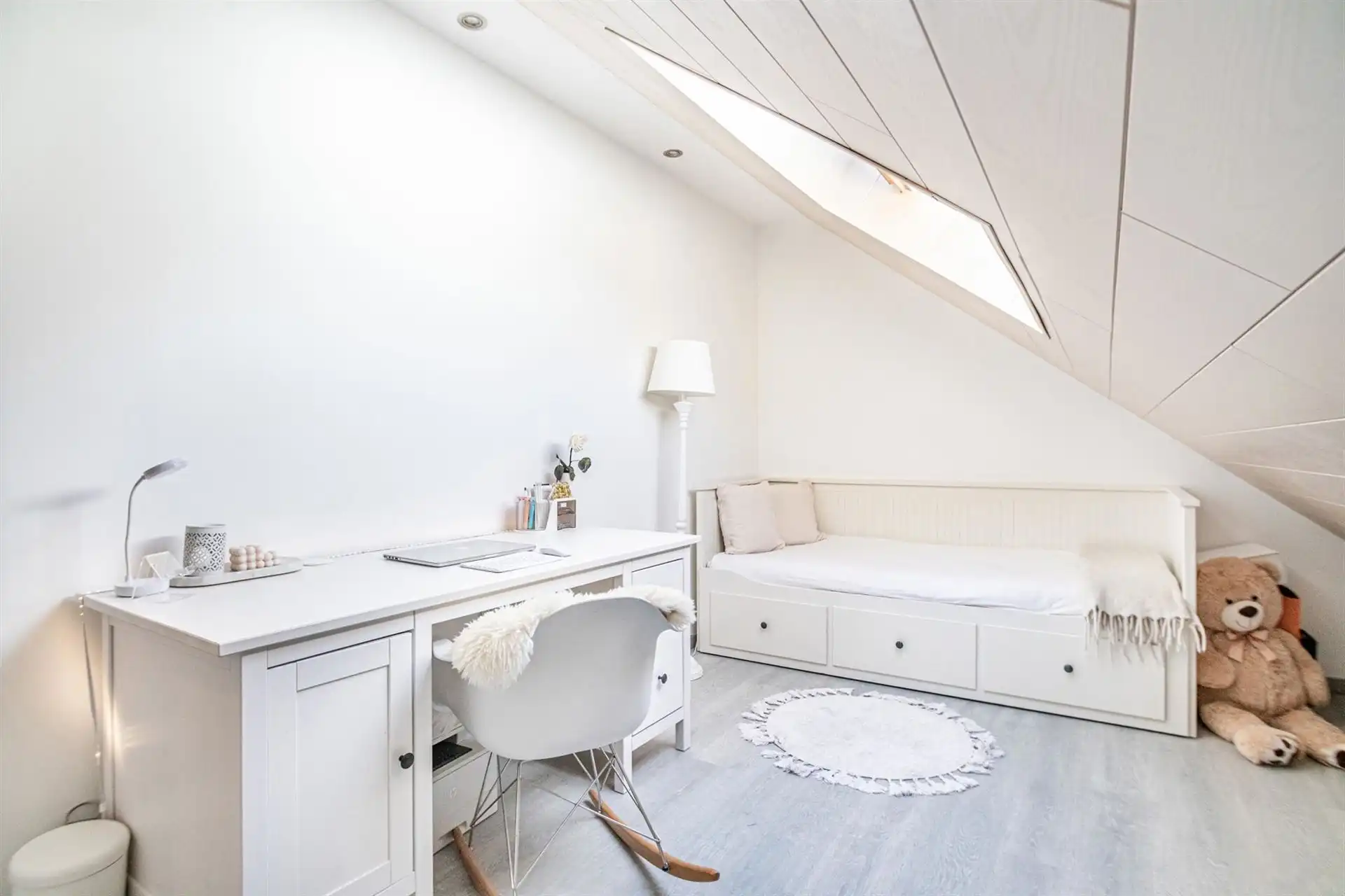 Instapklare woning met 4 slpk, kelder, ZO-tuin + uitweg foto 28