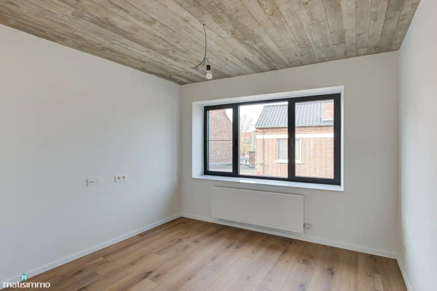 VOLLEDIG VERNIEUWDE TUSSENWONING (EPC A) MET 3 SLAAPKAMERS, BETONKELDER EN TUIN IN STADSCENTRUM BILZEN foto 16