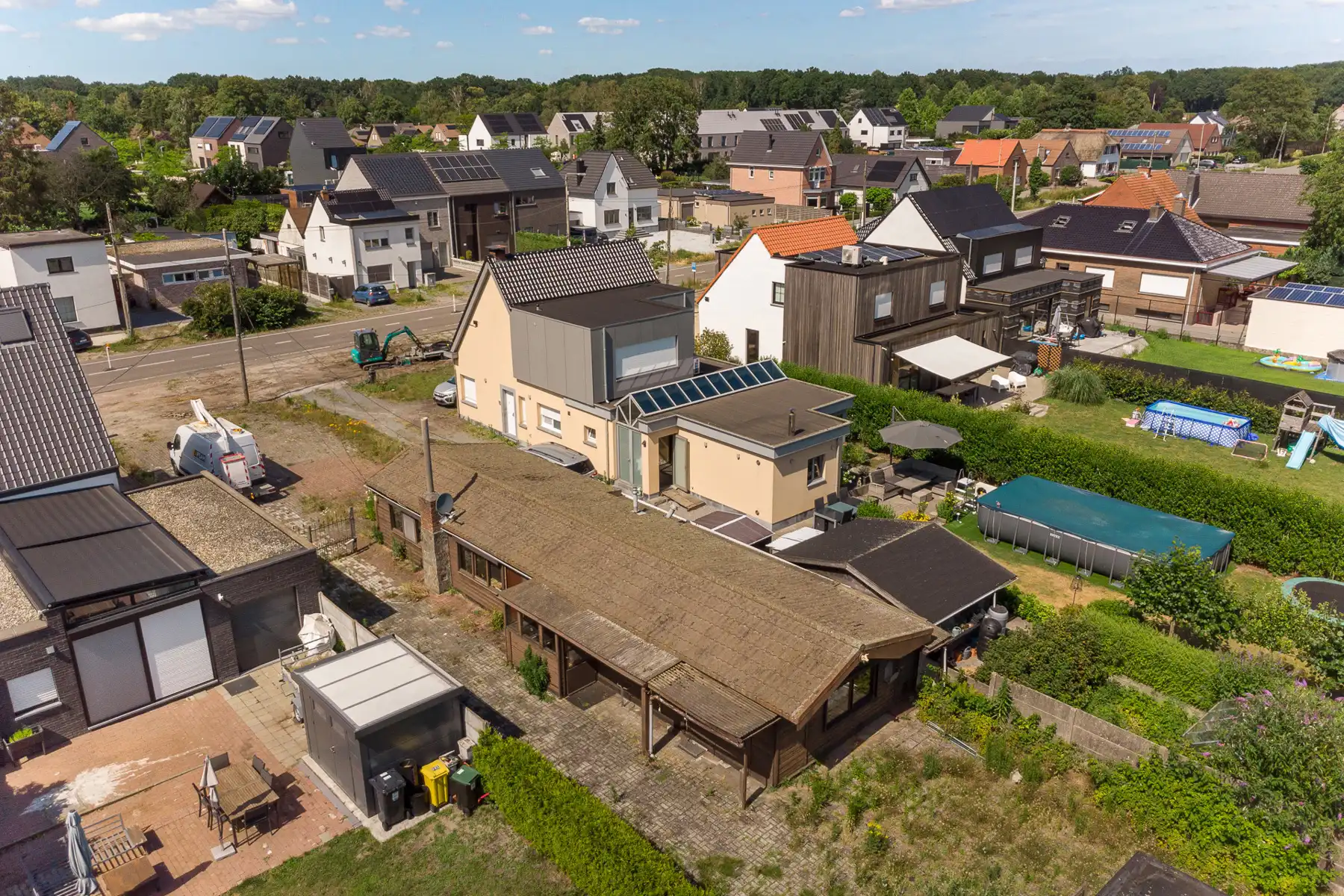 Bouwgrond – 590 m² – Open bebouwing met aansluitende garage foto 4