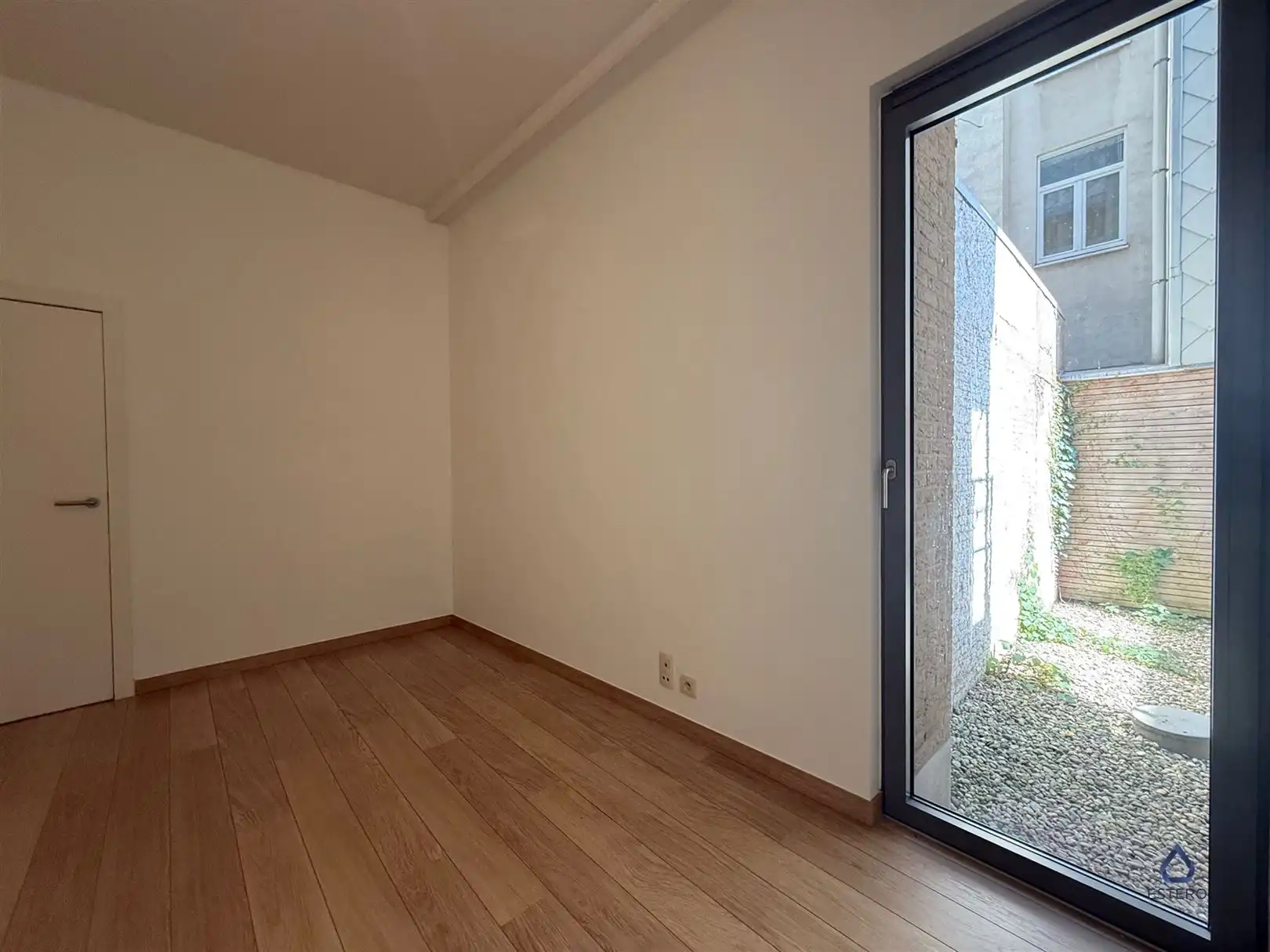 Uniek 2slpk appartement met gezellige binnenkoer foto 14
