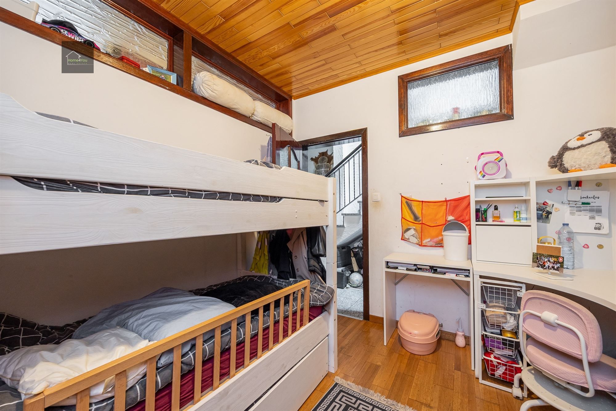 Ontdek deze charmante rijwoning in het hart van Merksem! foto 9