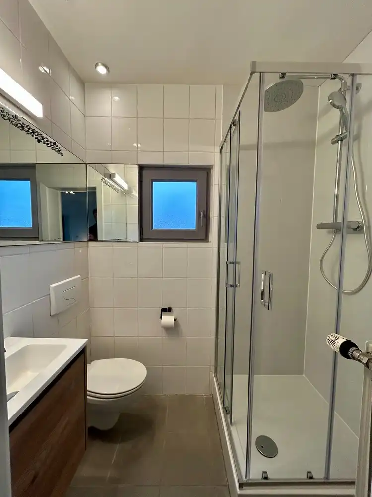 Gemeubeld, lichtrijk appartement op toplocatie te Leuven foto 7