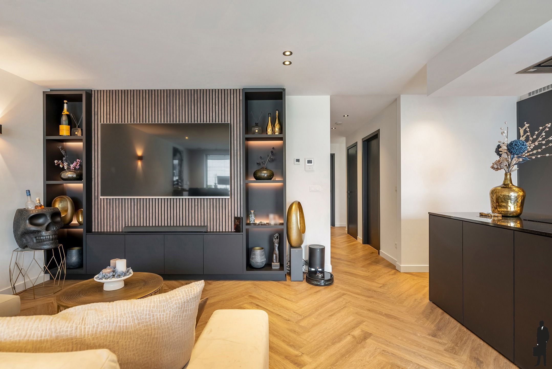 Luxe afgewerkt gelijkvloers appartement met twee slaapkamers foto 5
